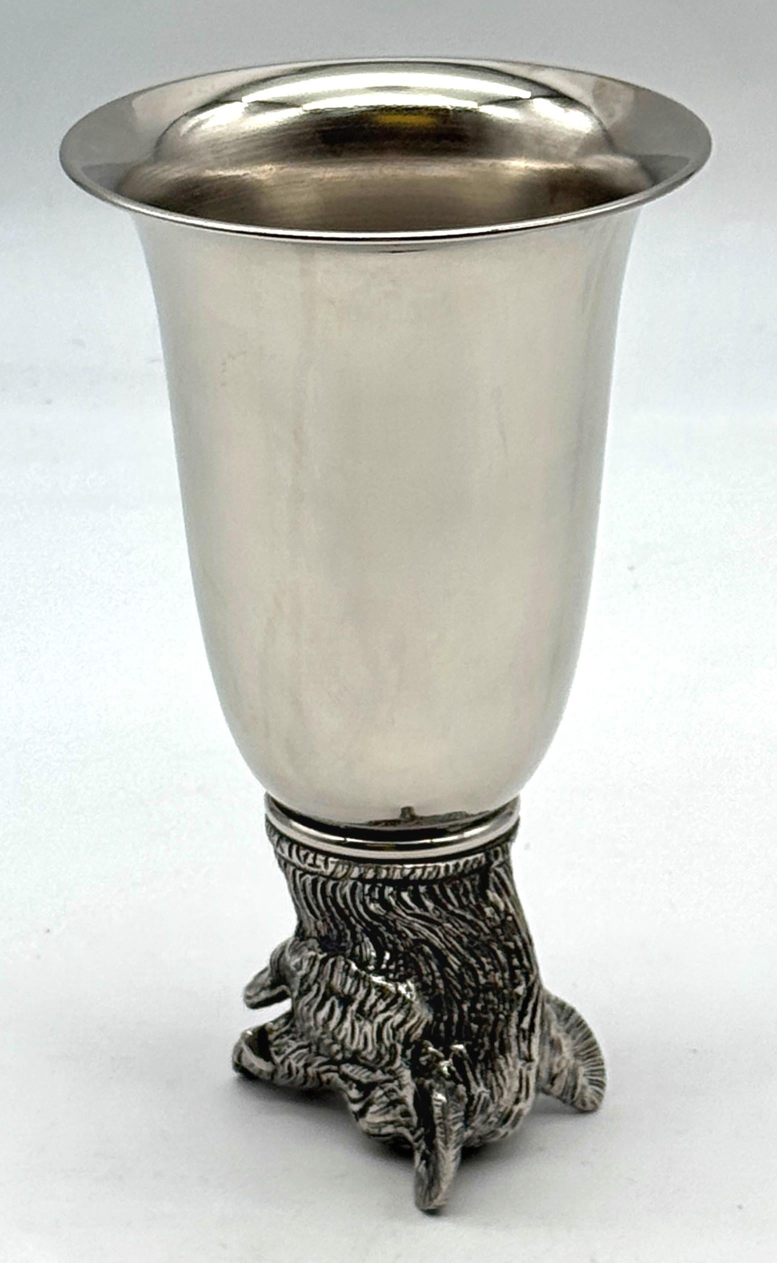 Estribera monumental Gucci con motivo de jabalí bañada en plata, diseñada por Paolo Gucci en venta 10