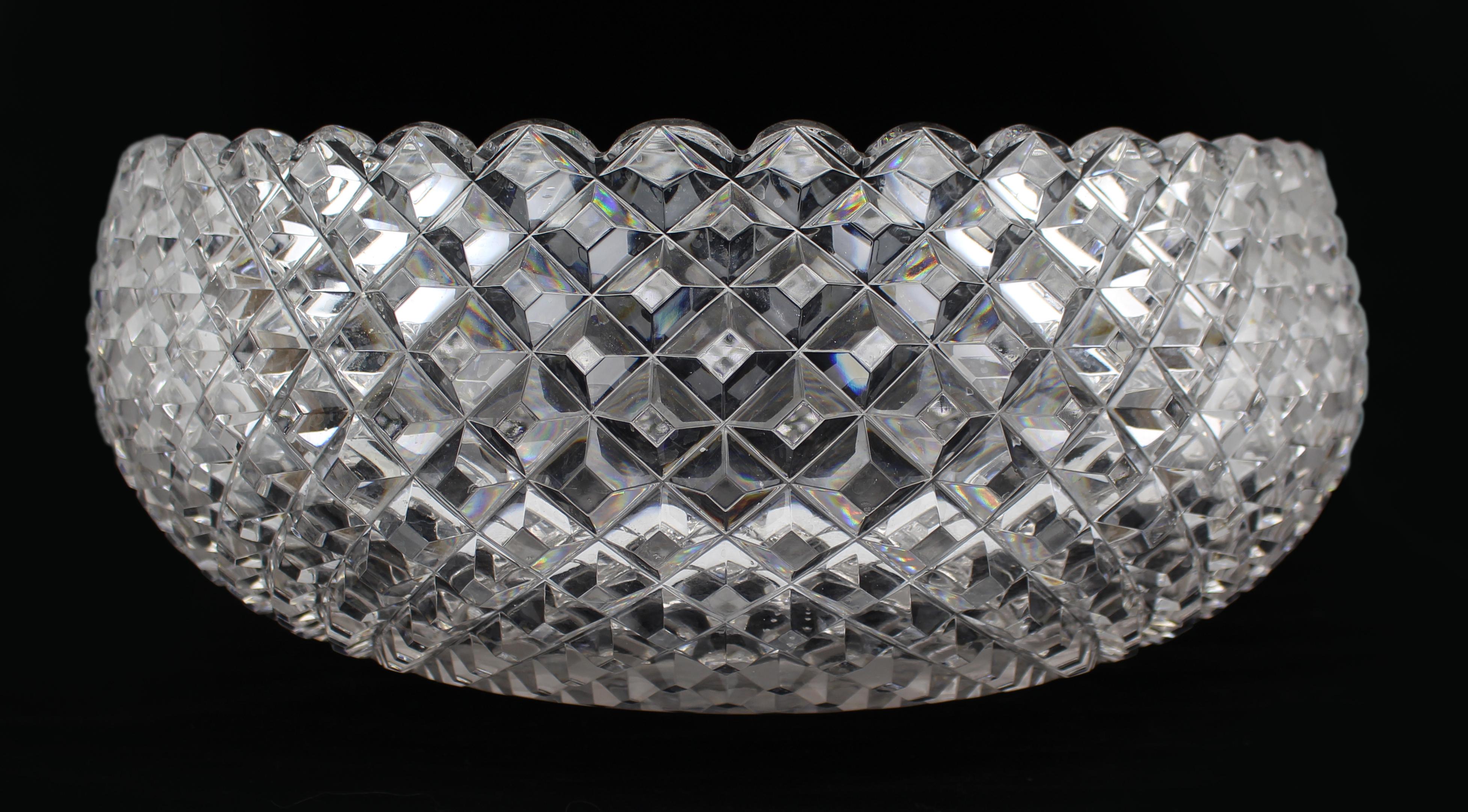 Monumental Hand-Cut Crystal Centrepiece Bowl c.1935 For Sale 1
