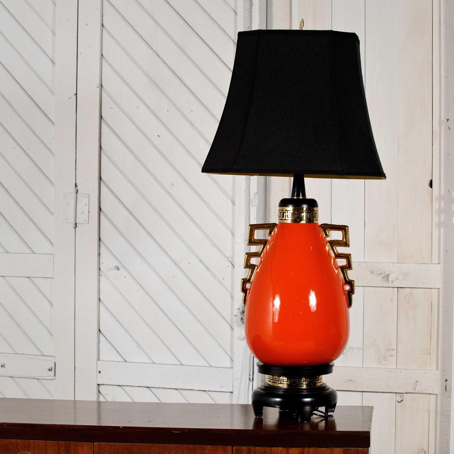 Mid Century Monumental Hollywood Regency Glazed Ceramic Lamp Style of James Mont For Sale 5