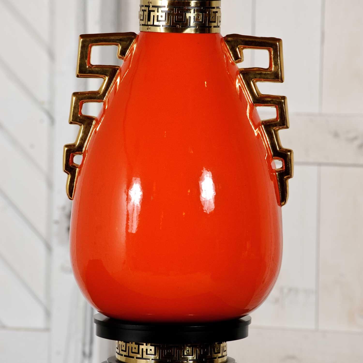 Mid Century Monumental Hollywood Regency Glazed Ceramic Lamp Style of James Mont For Sale 2