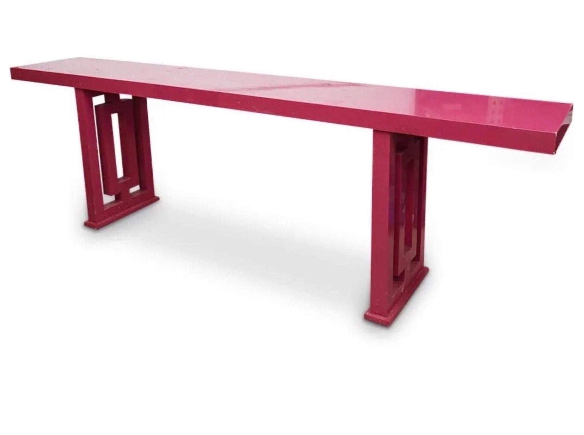 Monumental Hollywood Regency Pink Lacquered Altar Table In Good Condition For Sale In Miami, FL