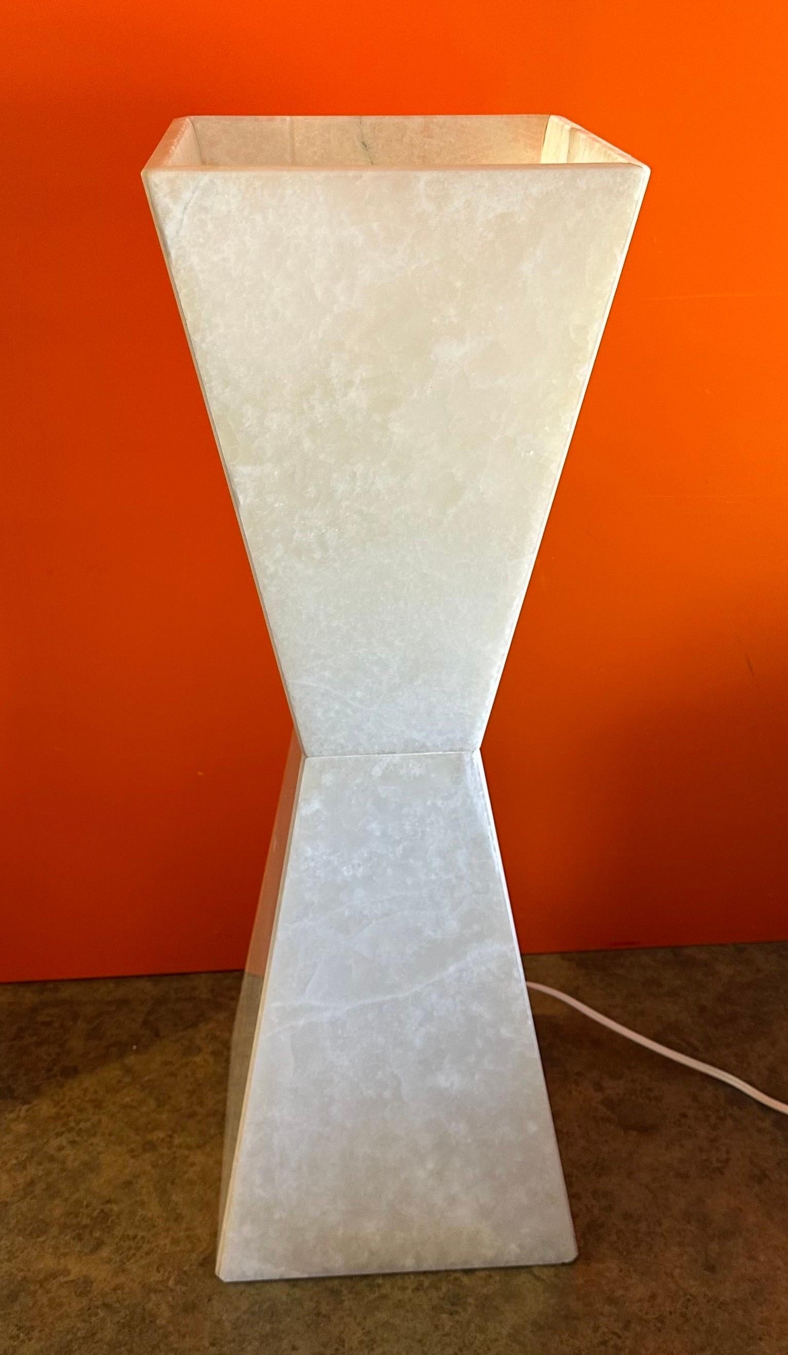 Monumental Hour Glass Shaped Post-Modern Quartz Table Lamp For Sale 6