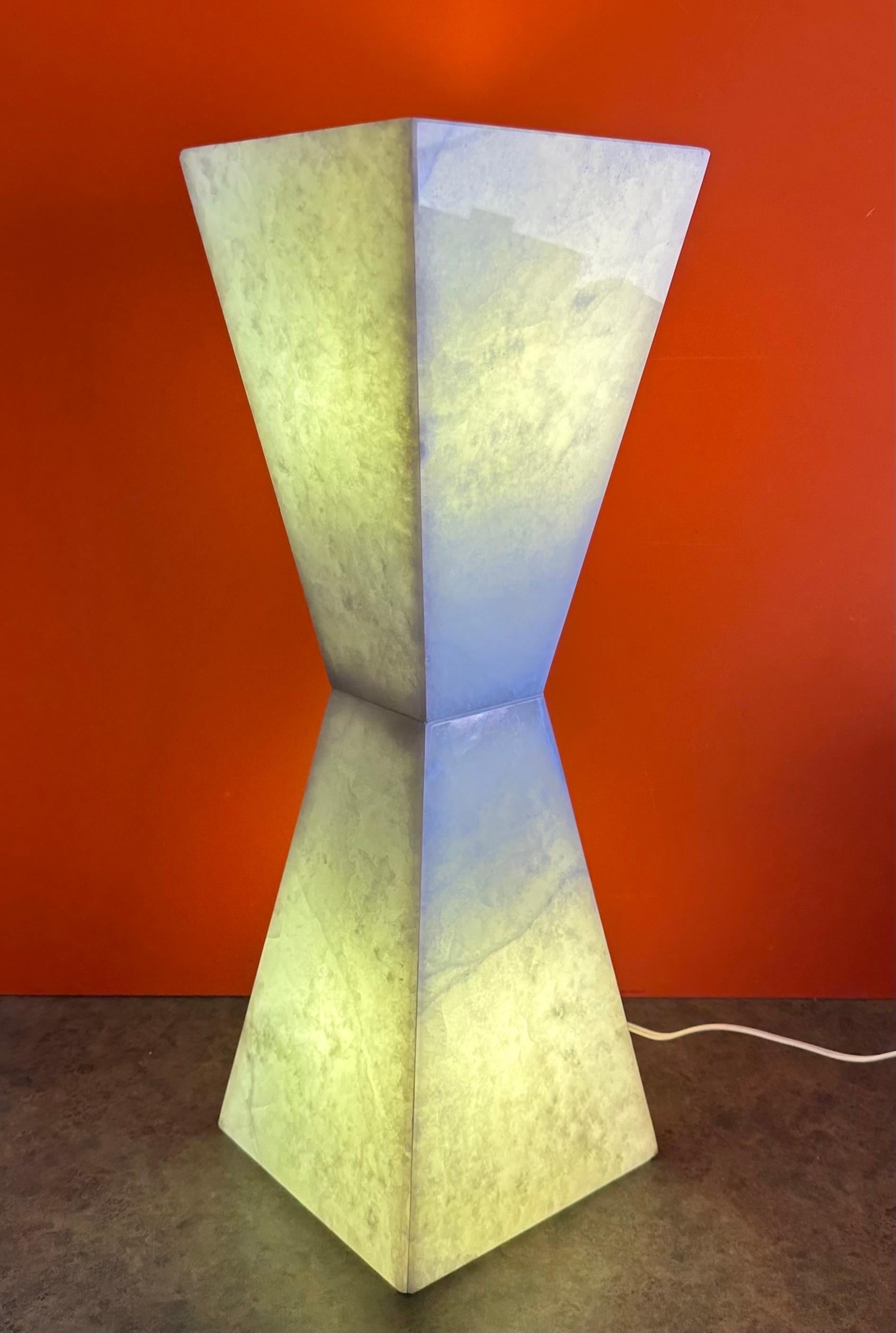 Monumental Hour Glass Shaped Post-Modern Quartz Table Lamp For Sale 10