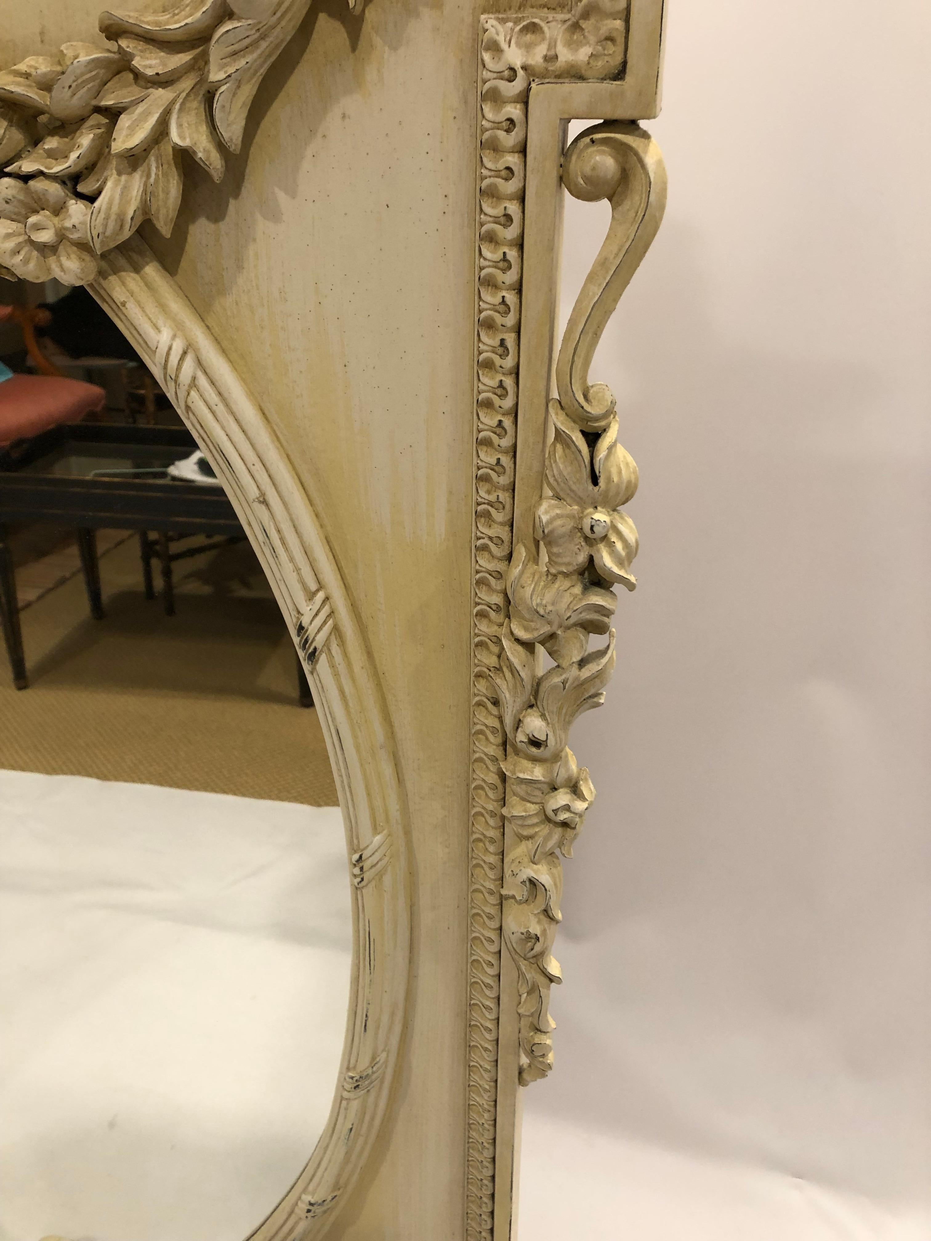 Monumental Intricately Carved Cream Painted French Style Mirror In Good Condition For Sale In Hopewell, NJ
