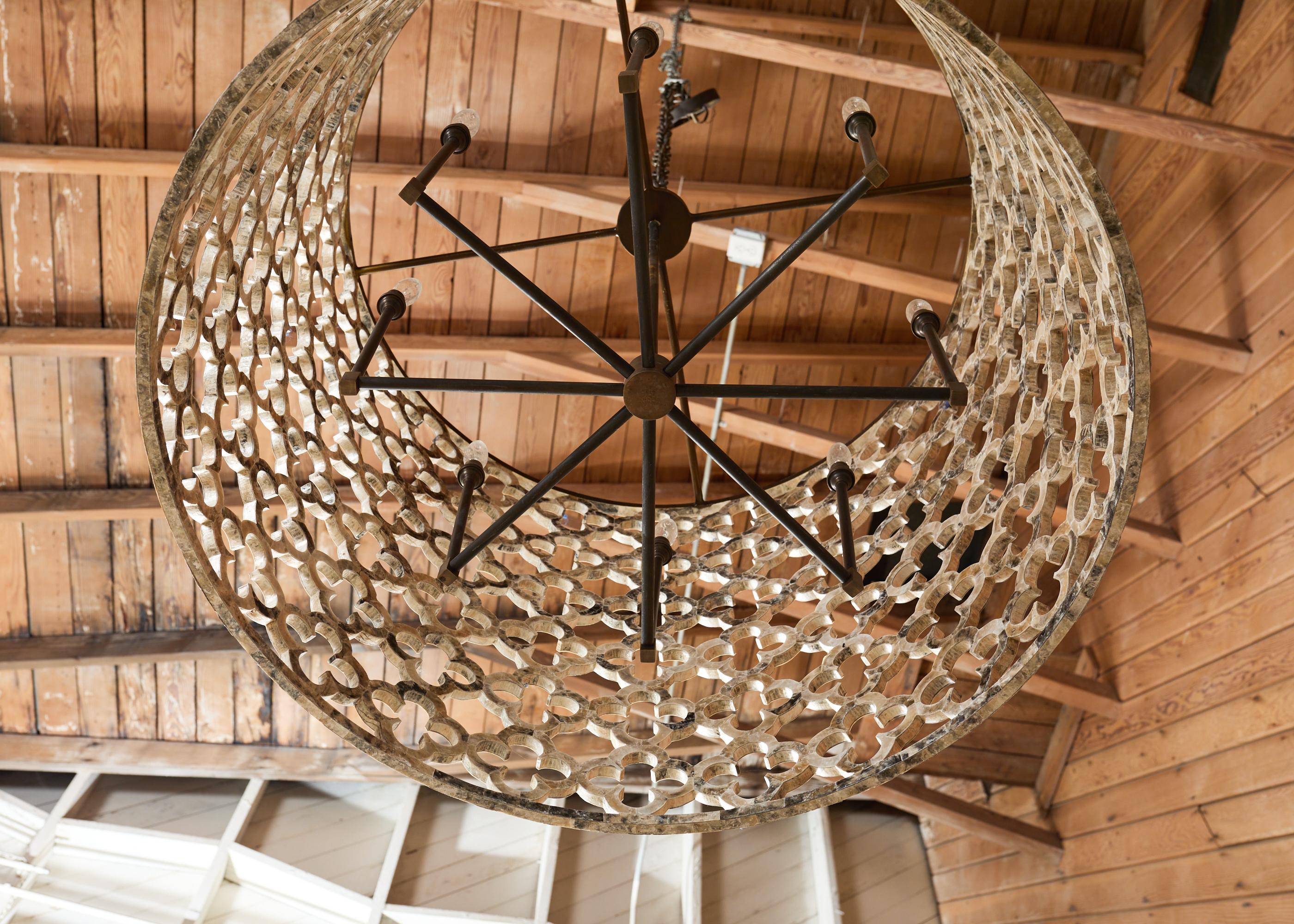 American Monumental Ironies Capriz Shell Asilah Quatrefoil Chandelier For Sale