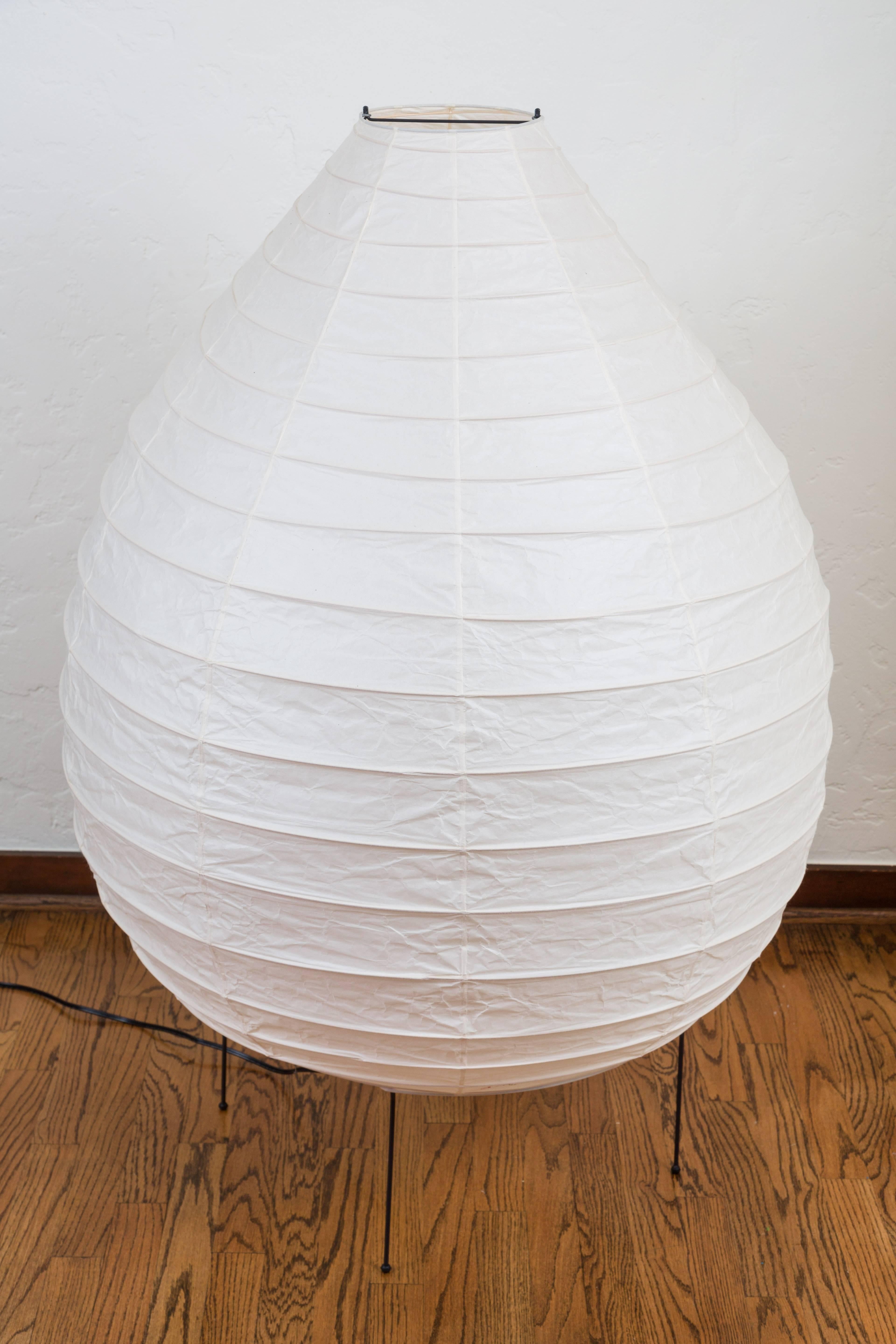 Monumental Isamu Noguchi Akari 23N Floor Lamp In Excellent Condition For Sale In Glendale, CA