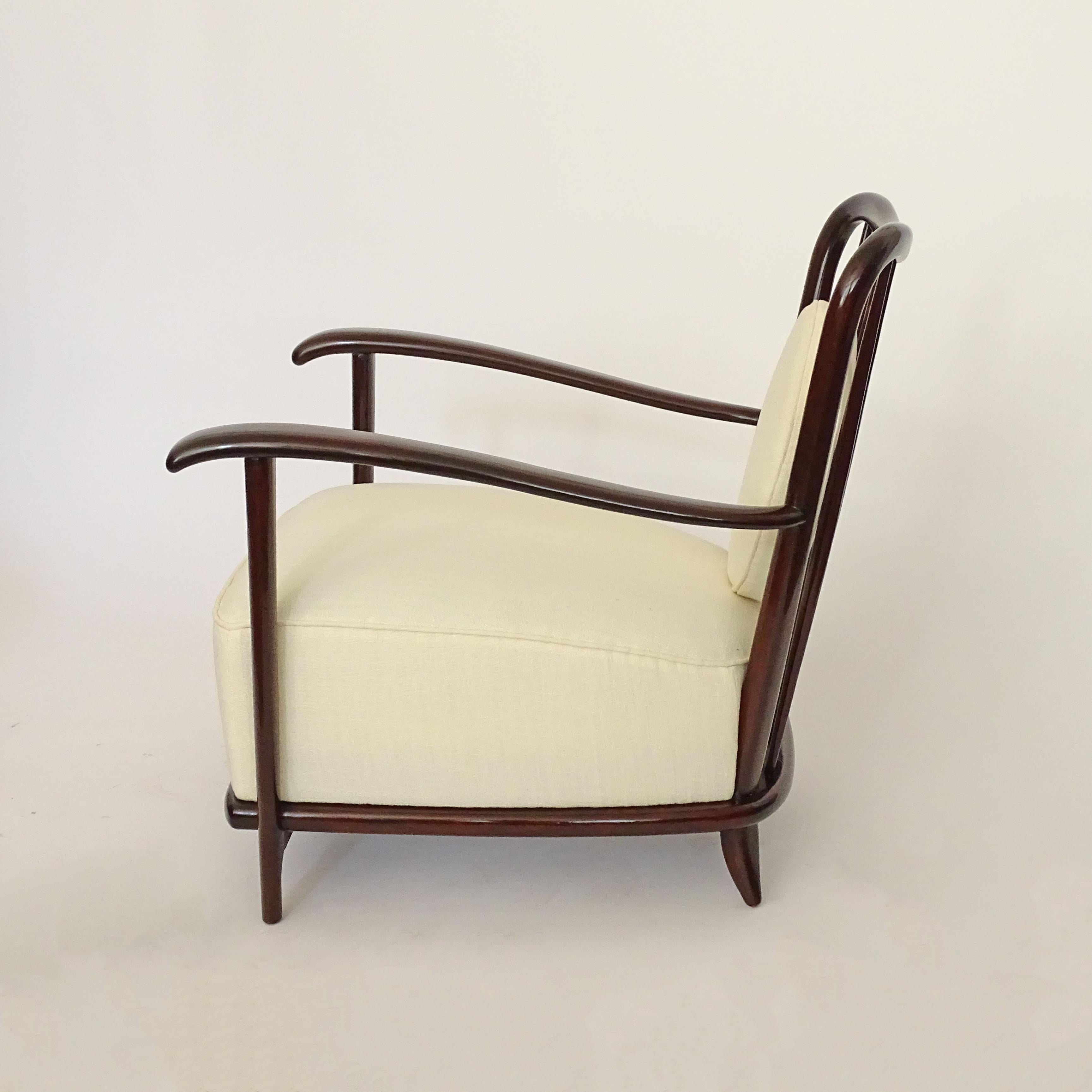 Monumental Italian 1950s Wood Lounge Chair Attributed to Guglielmo Ulrich (Italienisch) im Angebot