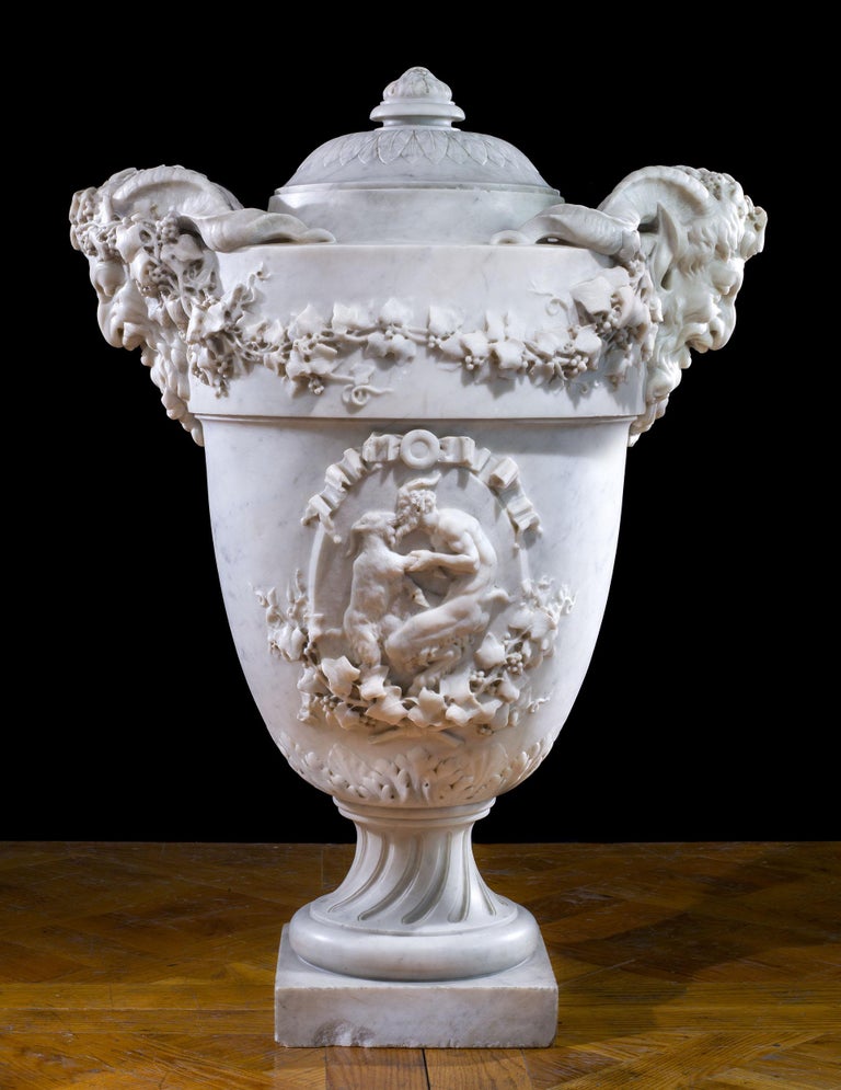 Monumental Italian 19th Century Marble Urn For Sale at 1stDibs