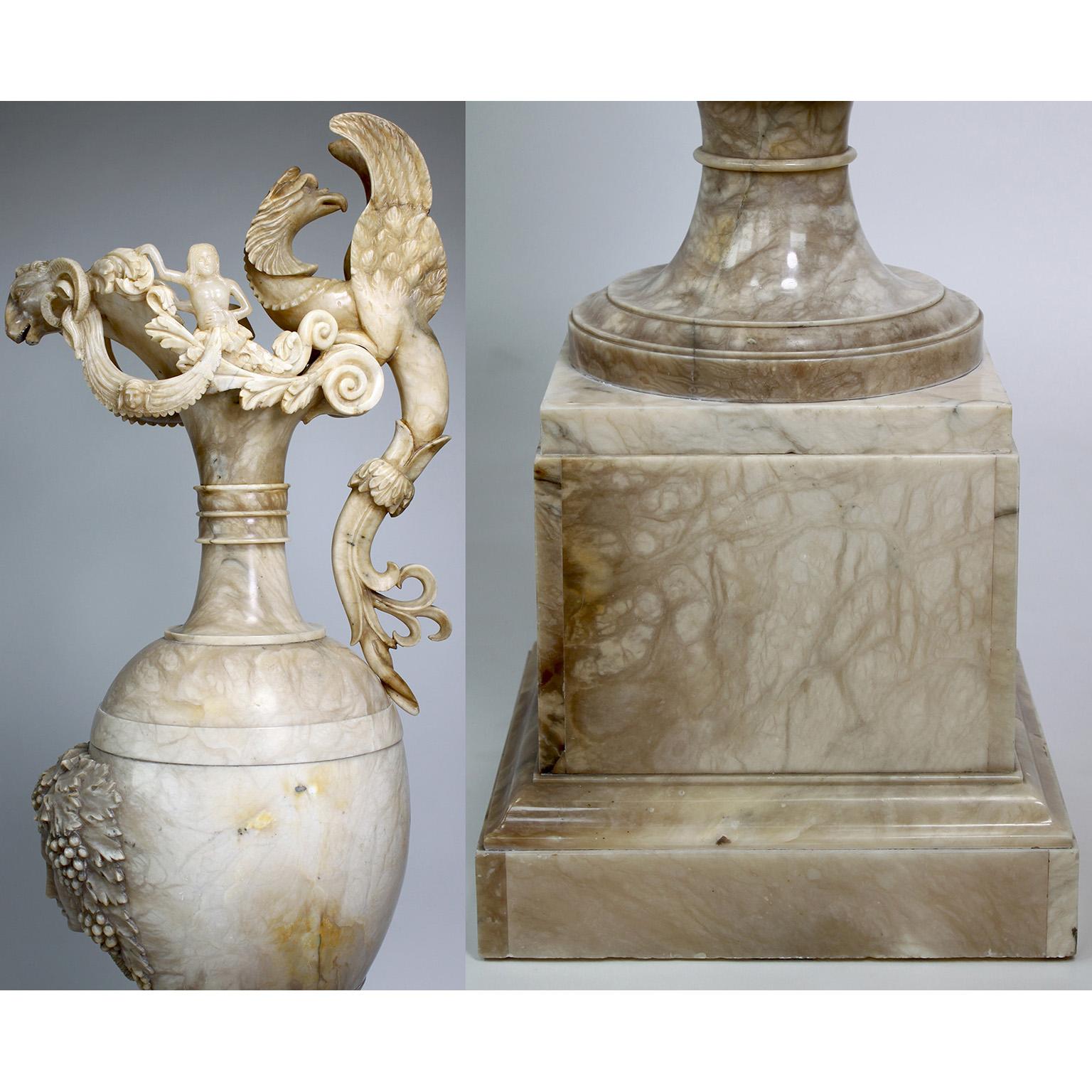 Monumental Italian 19th Century Renaissance Revival Style Carved Alabaster Urn  For Sale 11