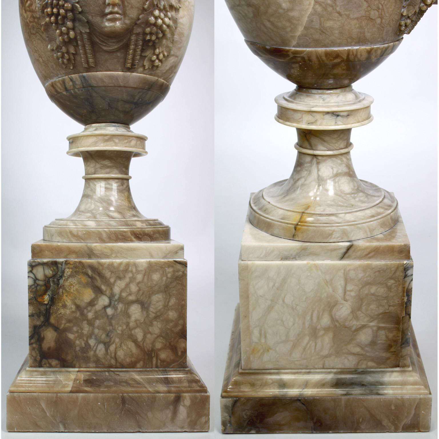 Monumental Italian 19th Century Renaissance Revival Style Carved Alabaster Urn  For Sale 15