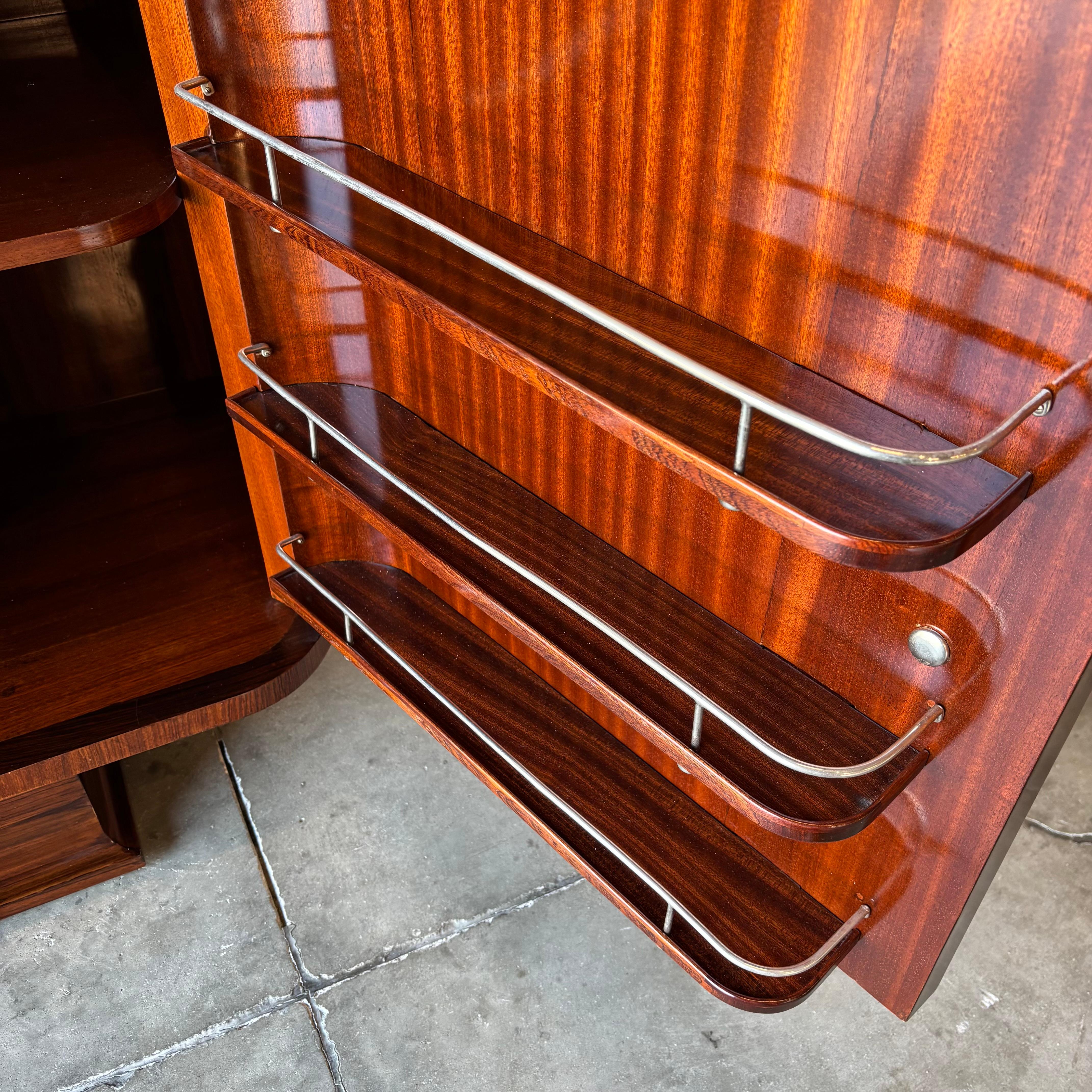 Monumental Italian Art Deco Sideboard in Rosewood and Parchment, 1930s 2