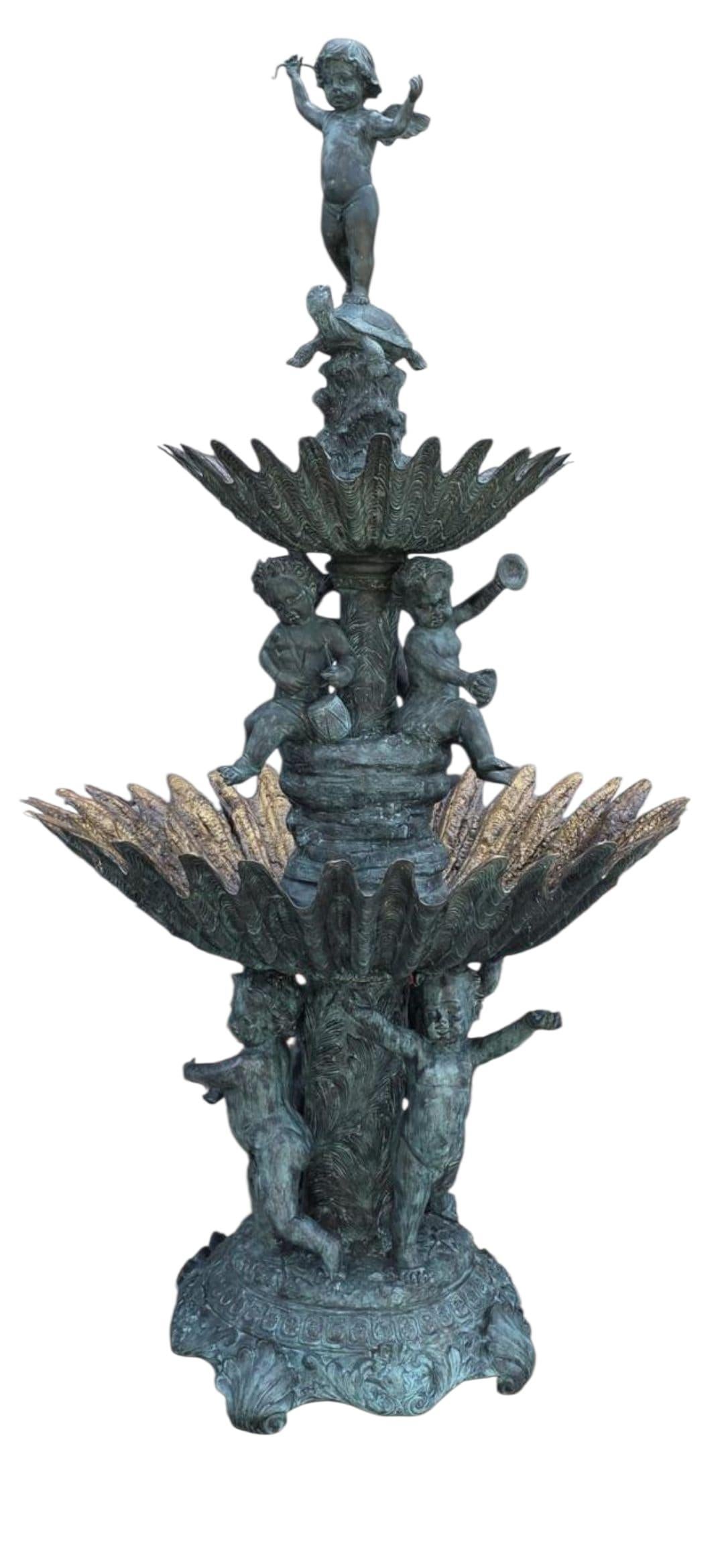 Fontana monumentale italiana in bronzo, Napoli, XX secolo In condizioni buone in vendita a Madrid, ES