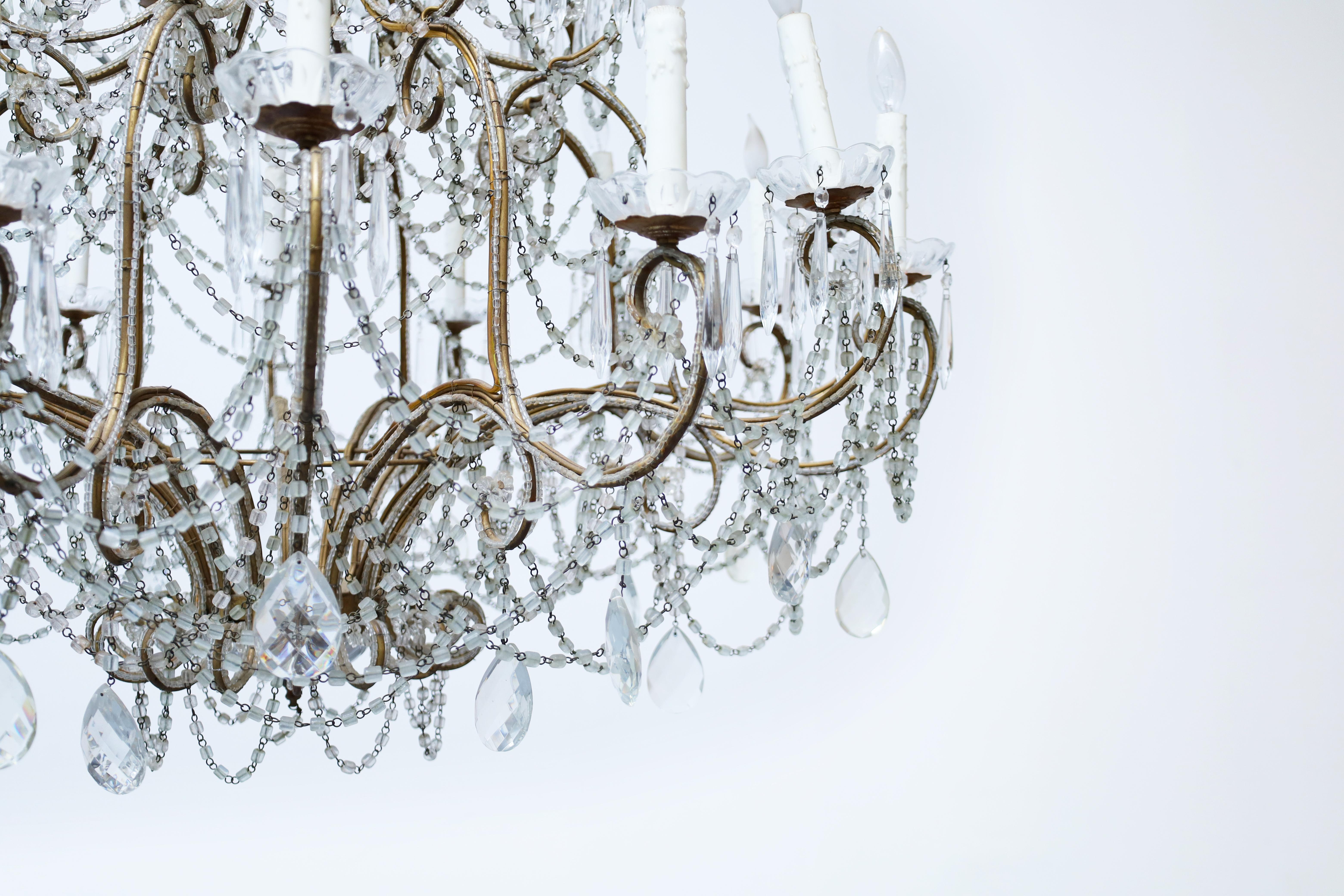 Monumental Italian Crystal and Gilt Chandelier For Sale 4