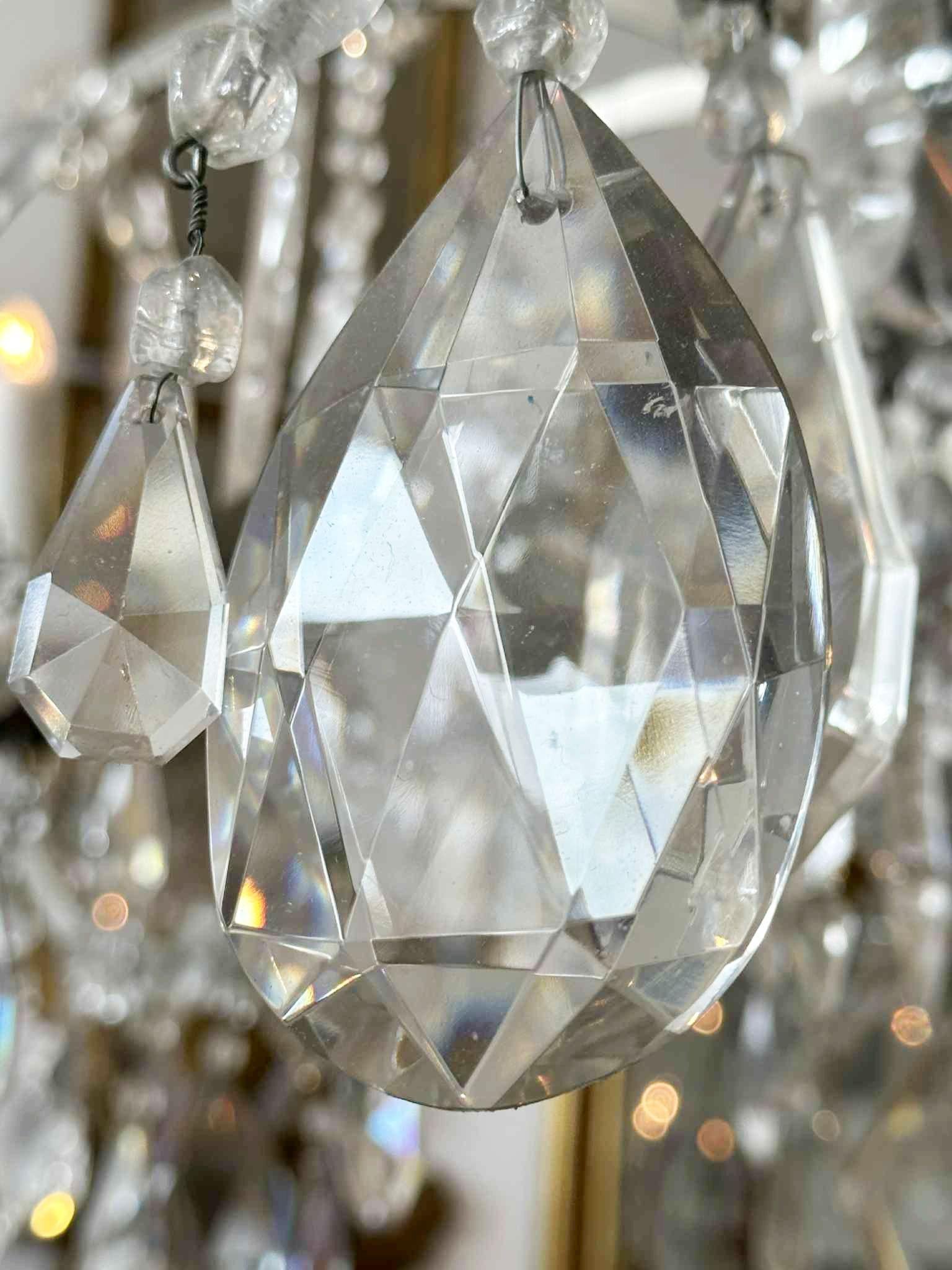 Lustre monumental en cristal italien en vente 6
