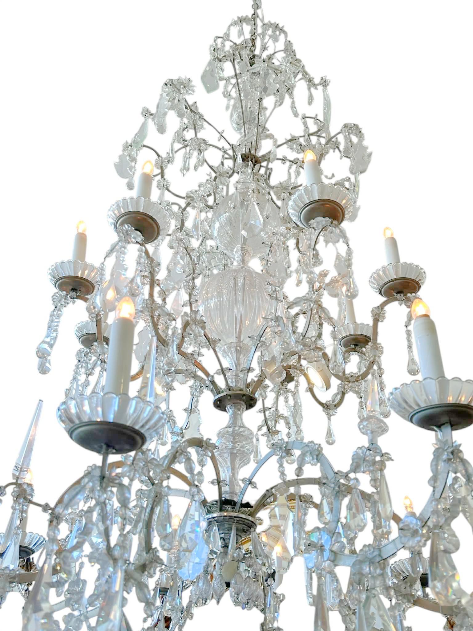 Monumental araña de cristal italiano en venta 10