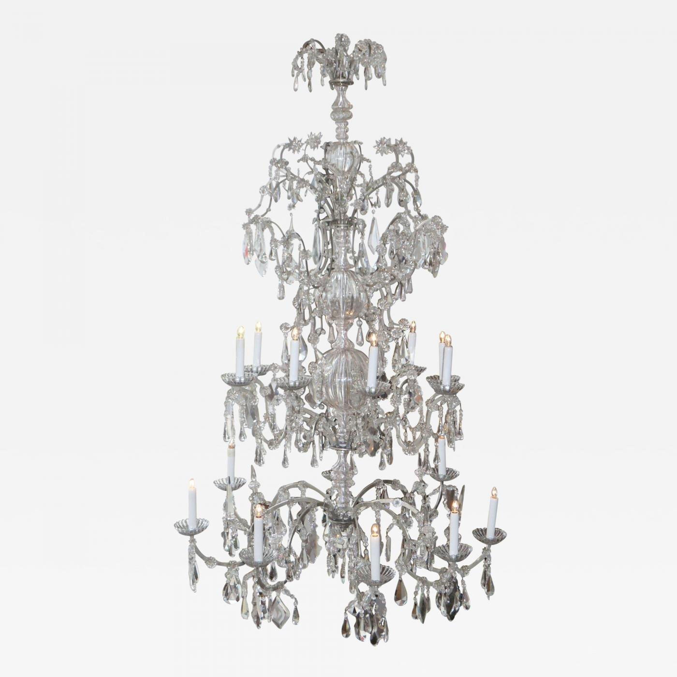 Lustre monumental en cristal italien en vente 1