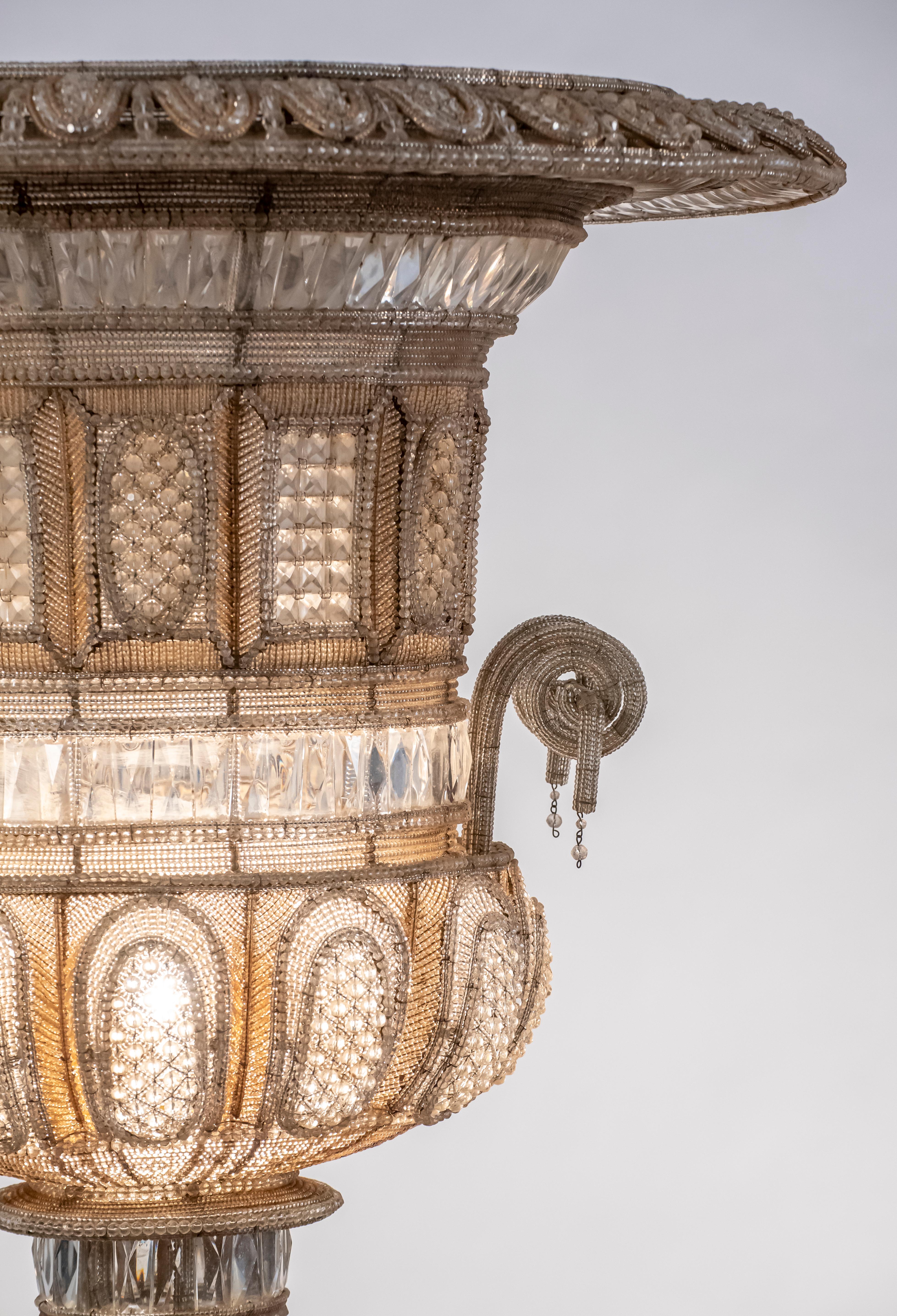 Vasi monumentali italiani in vetro tagliato e perline su stelo, adattati come lampade anni '40-'60 1
