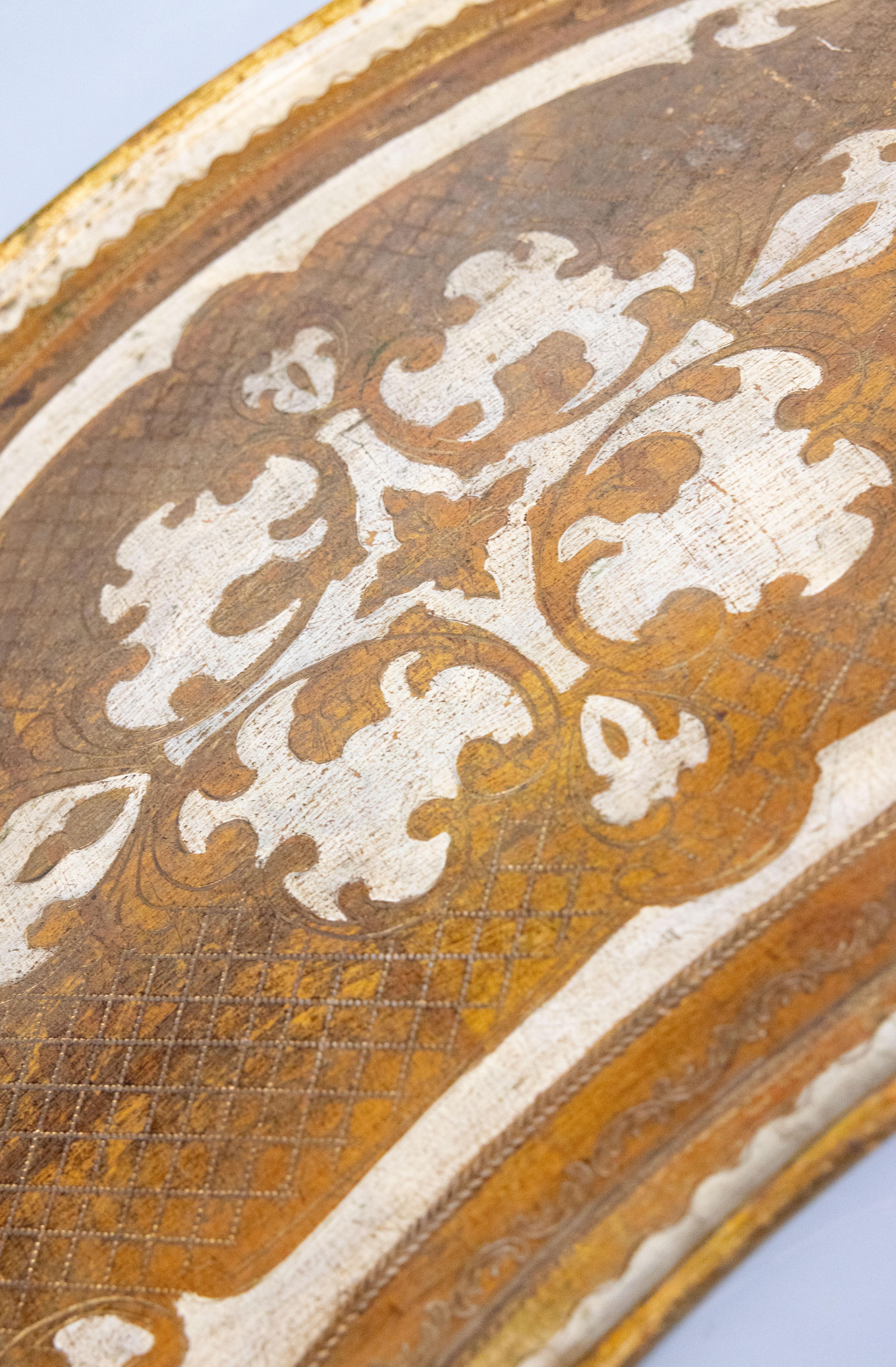 A gorgeous rare Italian Florentine kidney shaped giltwood serving tray, circa 1930. Marked 