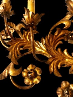Aplique de pared italiano monumental de tole dorado, con siete luces, estilo Luis XVI, 1950