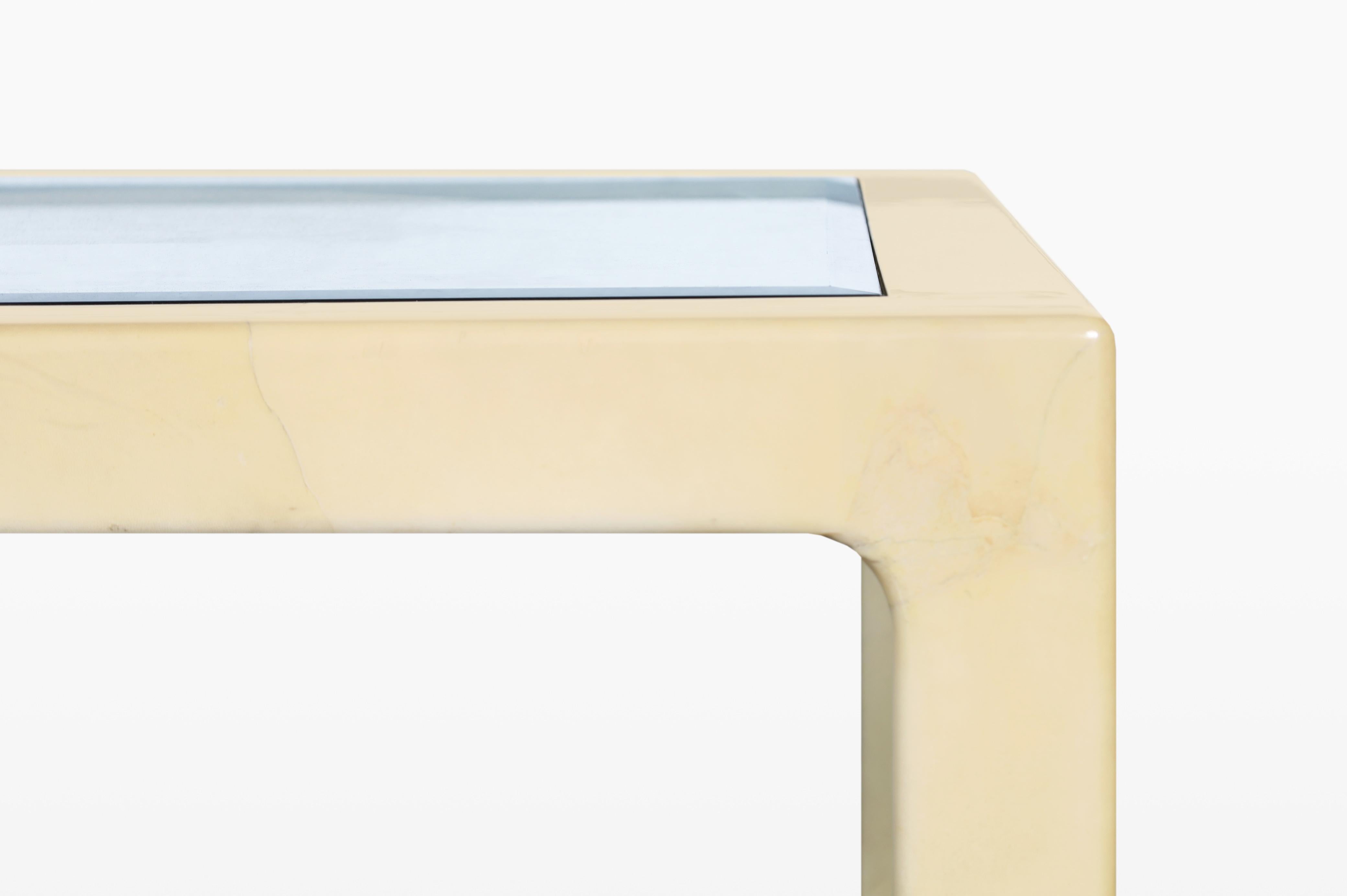 Monumental Italian Goatskin and Glass Dining Table Attributed to Aldo Tura in vendita 1