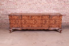 Monumentales italienisches Louis XV Sideboard oder Barschrank aus Nussbaumwurzelholz:: nachgearbeitet