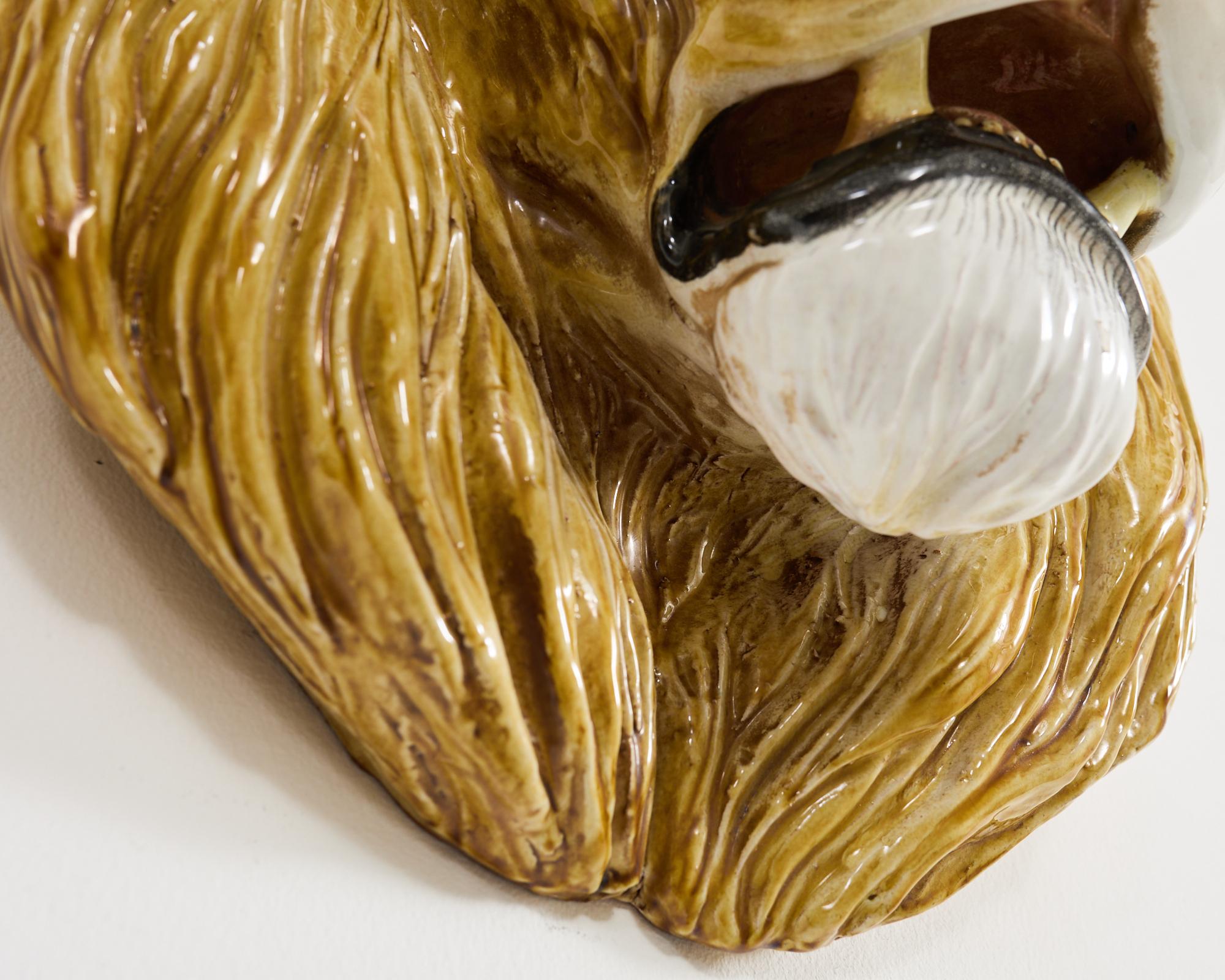 Monumental cabeza de león de cerámica esmaltada de mayólica italiana en venta 11
