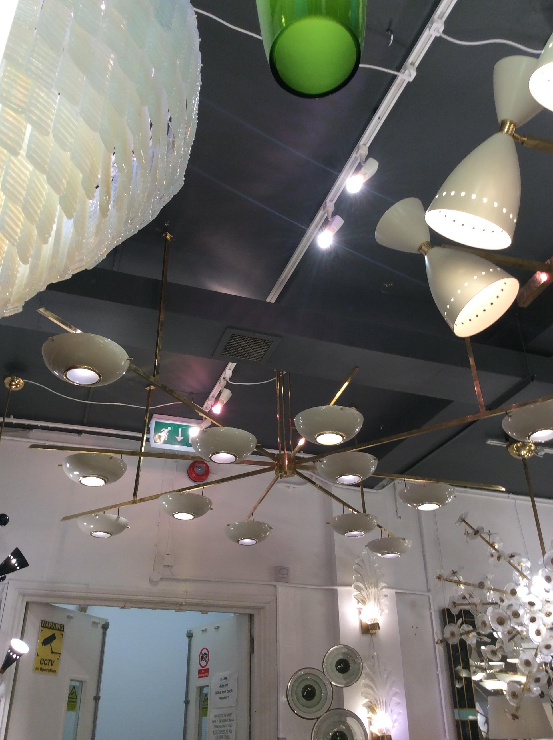 Monumental Italian Modernist Chandeliers in Brass In Excellent Condition In London, GB