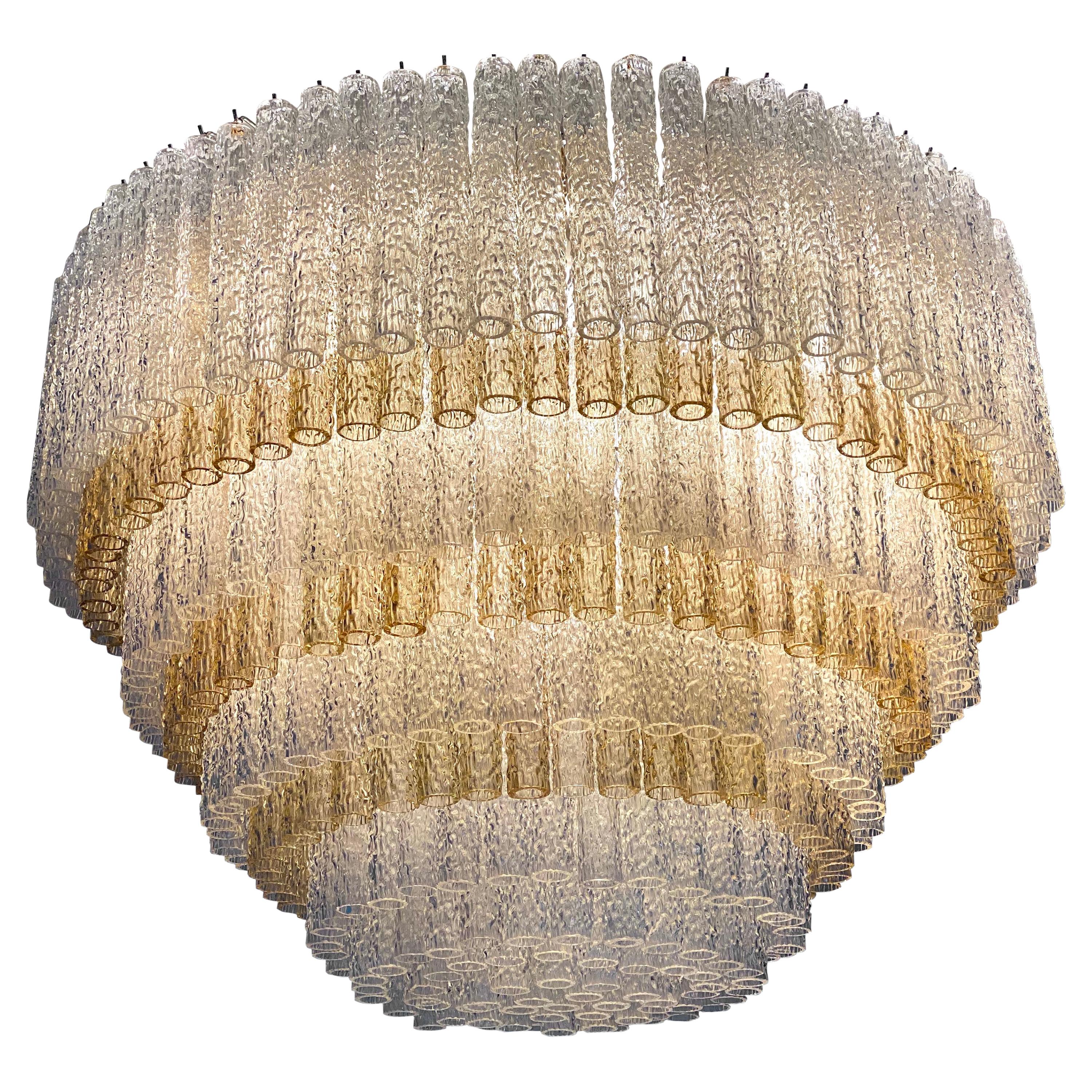 Lustre ou plafonnier monumental en verre de Murano italien par Aureliano Toso 