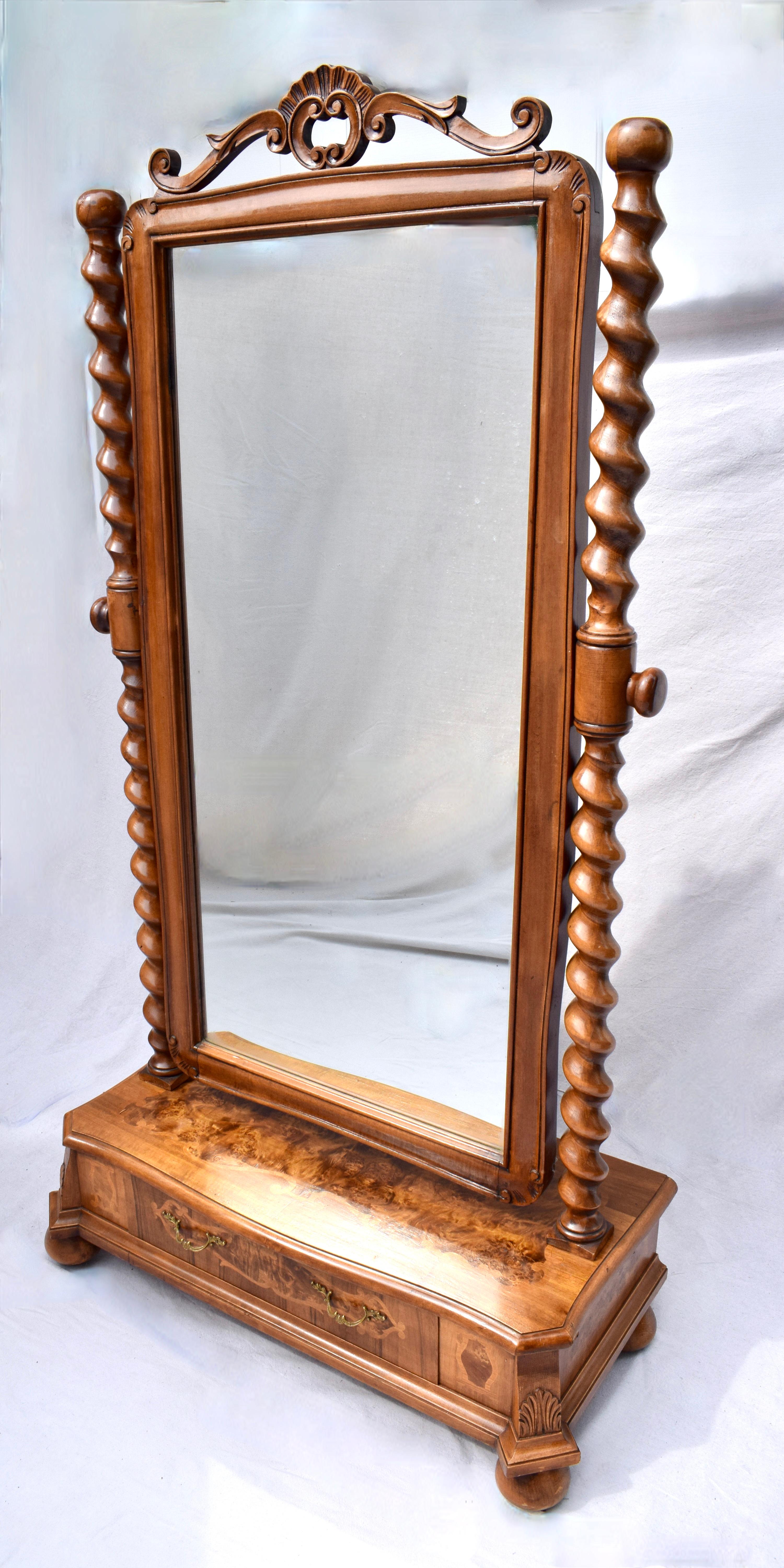 Monumental Italian Olive Burl Barley Twist Cheval Mirror In Good Condition For Sale In Southampton, NJ