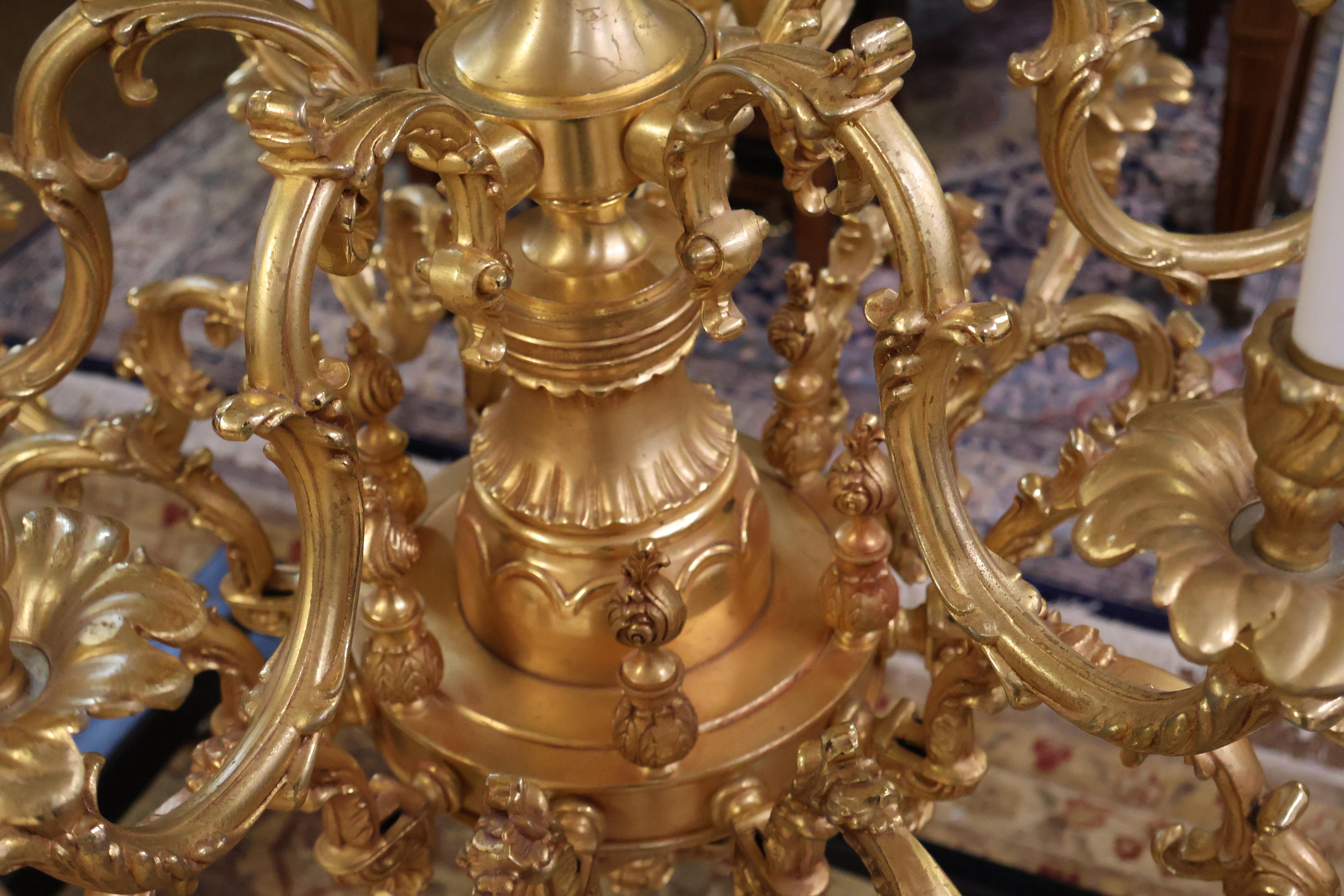 Monumental Italian Rococo Style 20 Light Bronze Gold Dore Chandelier By FBAI For Sale 11