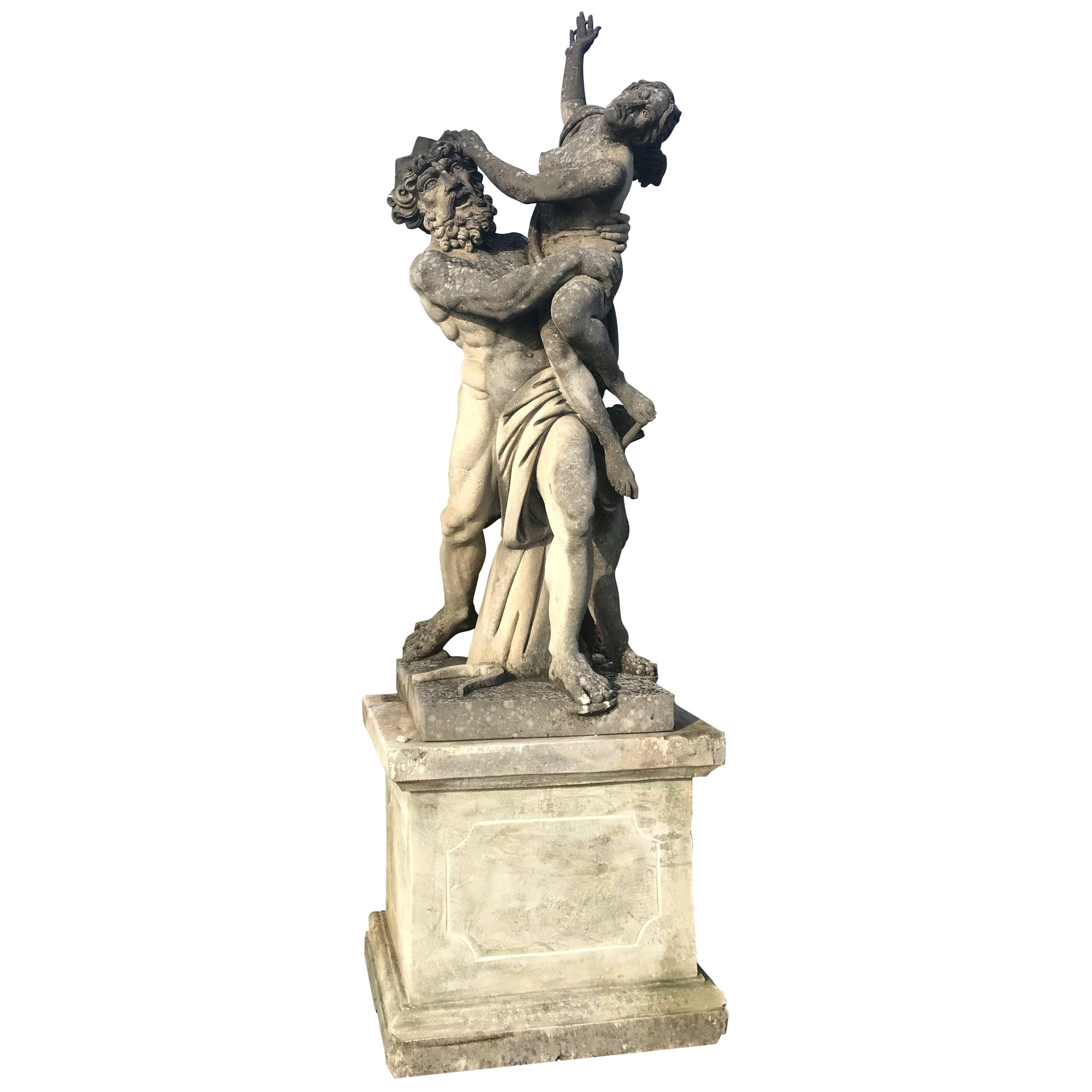 Groupe de sculptures monumentales italiennes en pierre de la Rape de Proserpina
