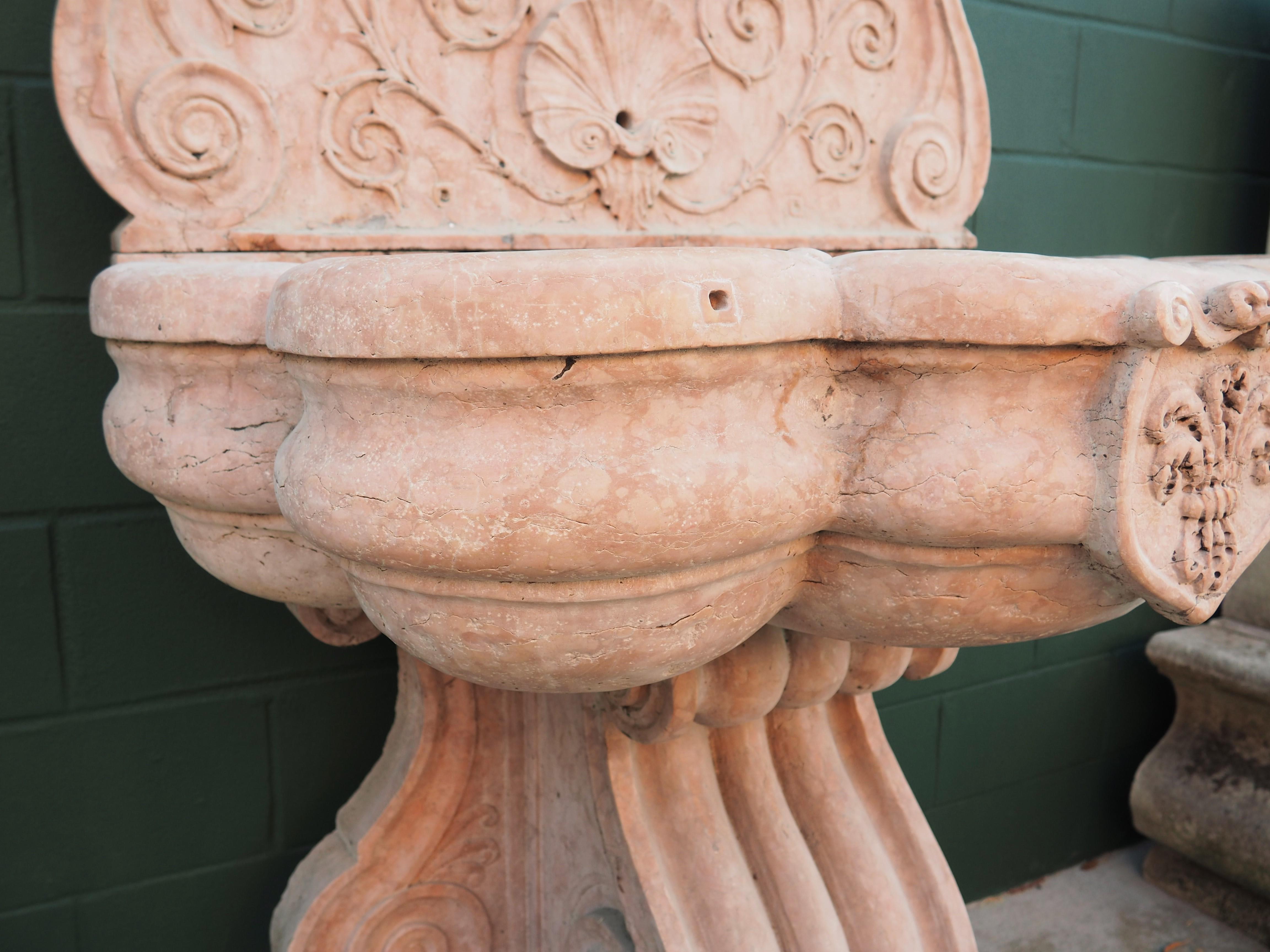 Monumental Italian Wall Fountain in Carved Verona Rossa Marble, Early 1900s For Sale 5