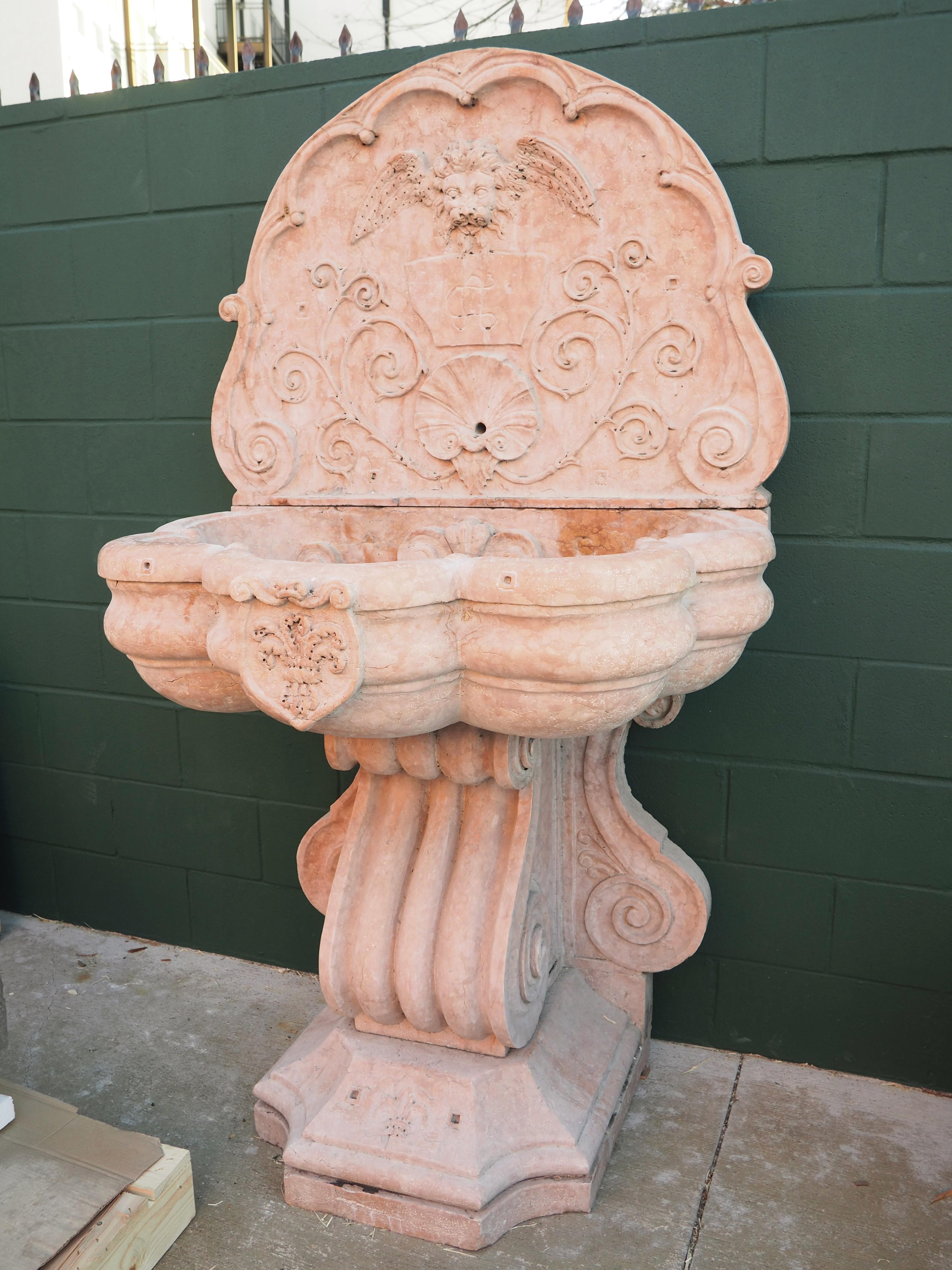 Monumental Italian Wall Fountain in Carved Verona Rossa Marble, Early 1900s For Sale 10