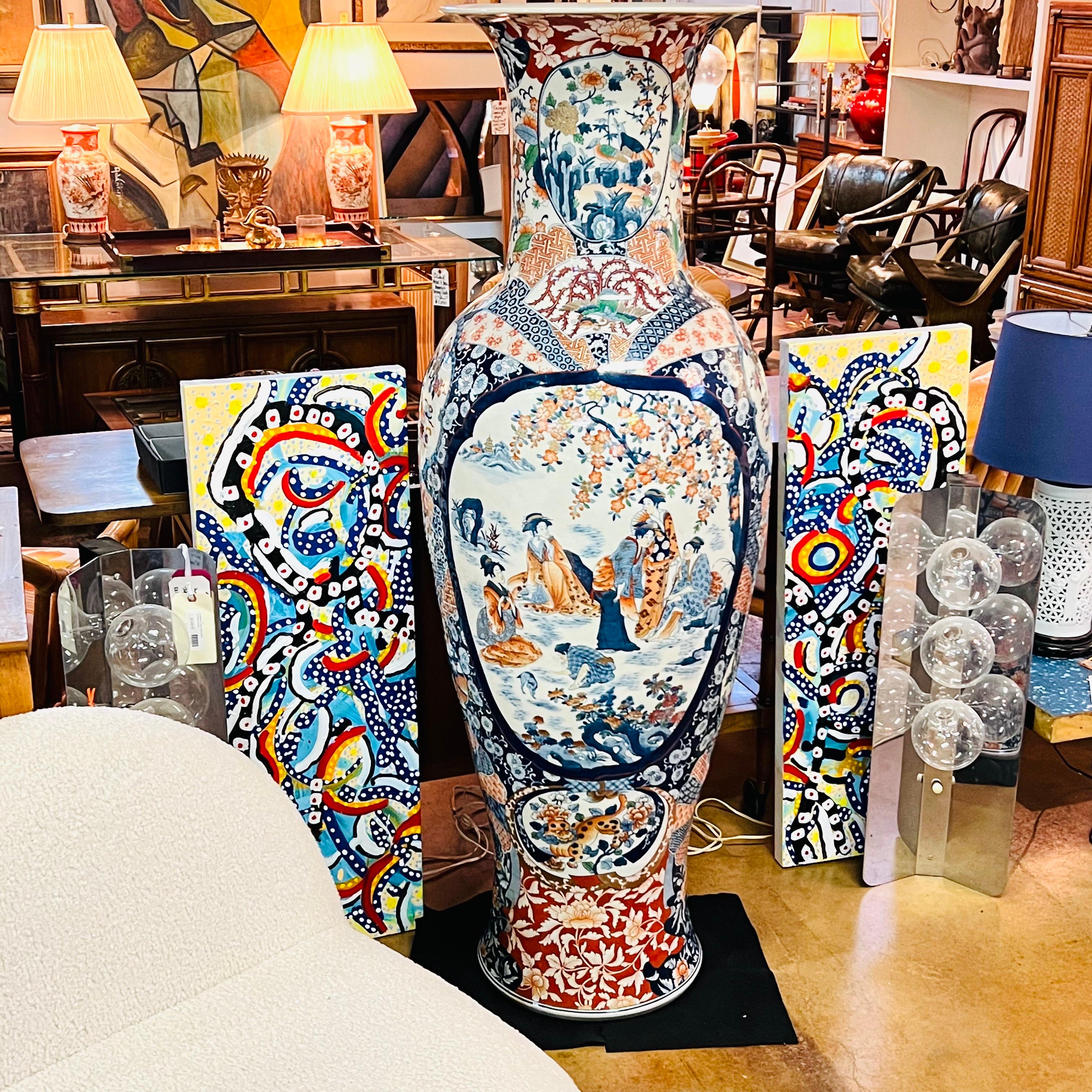 Vaso da terra giapponese monumentale da 5' nello stile di Imari in vendita 10