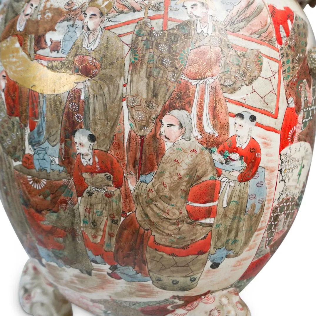 Monumental Japanese Meiji Period Satsuma Covered Vase 4