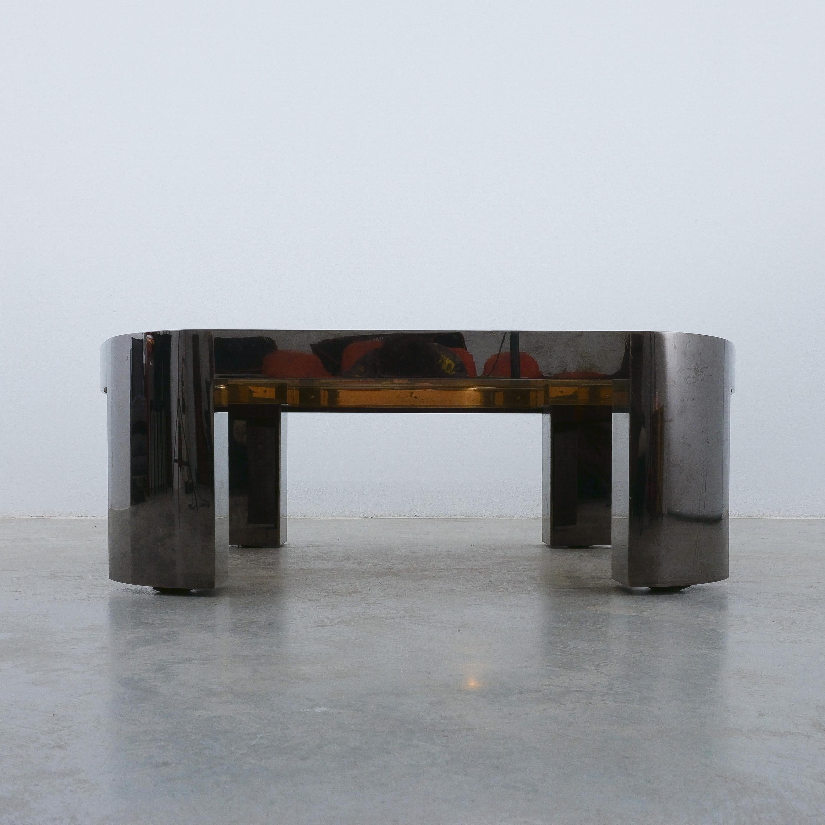 Monumental Karl Springer ‘Banker’ Coffee Table Polished Gunmetal Glass, 1970 In Good Condition For Sale In Vienna, AT