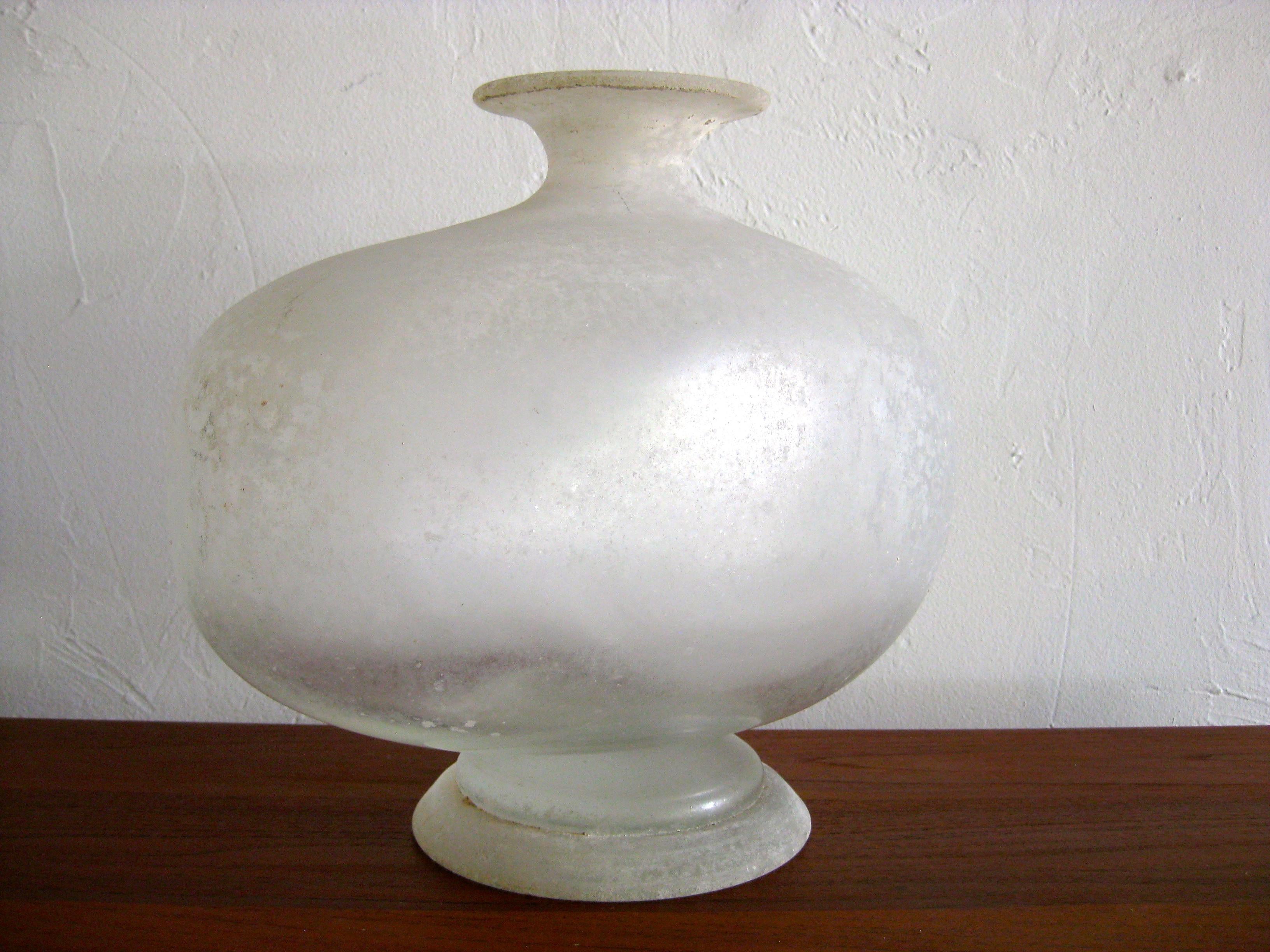 Art Glass Monumental Karl Springer Scavo Glass for Seguso Murano Vase circa 1970s Signed
