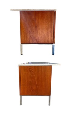 Credenza extra larga monumental de teca y mármol de los años 60 estilo Knoll