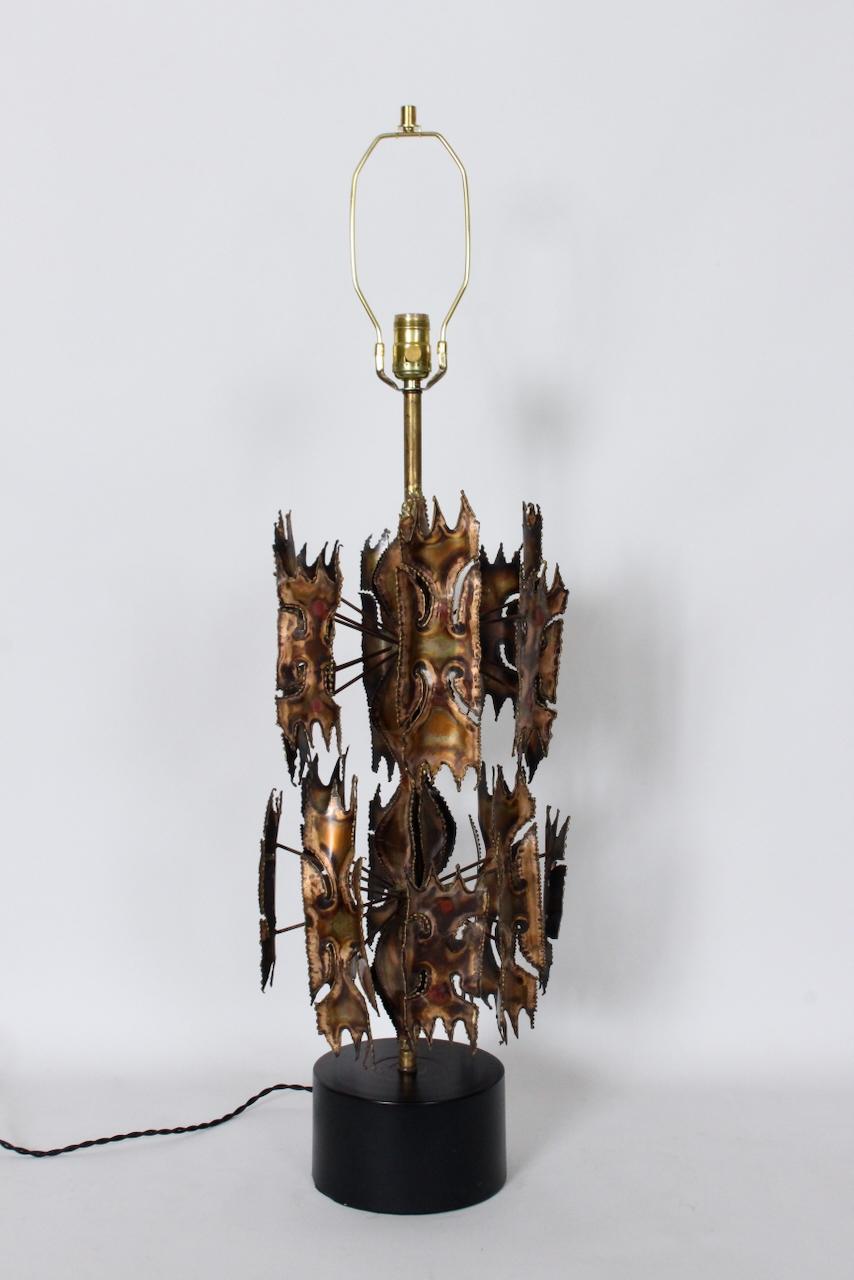 Enameled Monumental Laurel Lamp Co. Two Tier Flora Inspired Torch Cut Brass Table Lamp For Sale