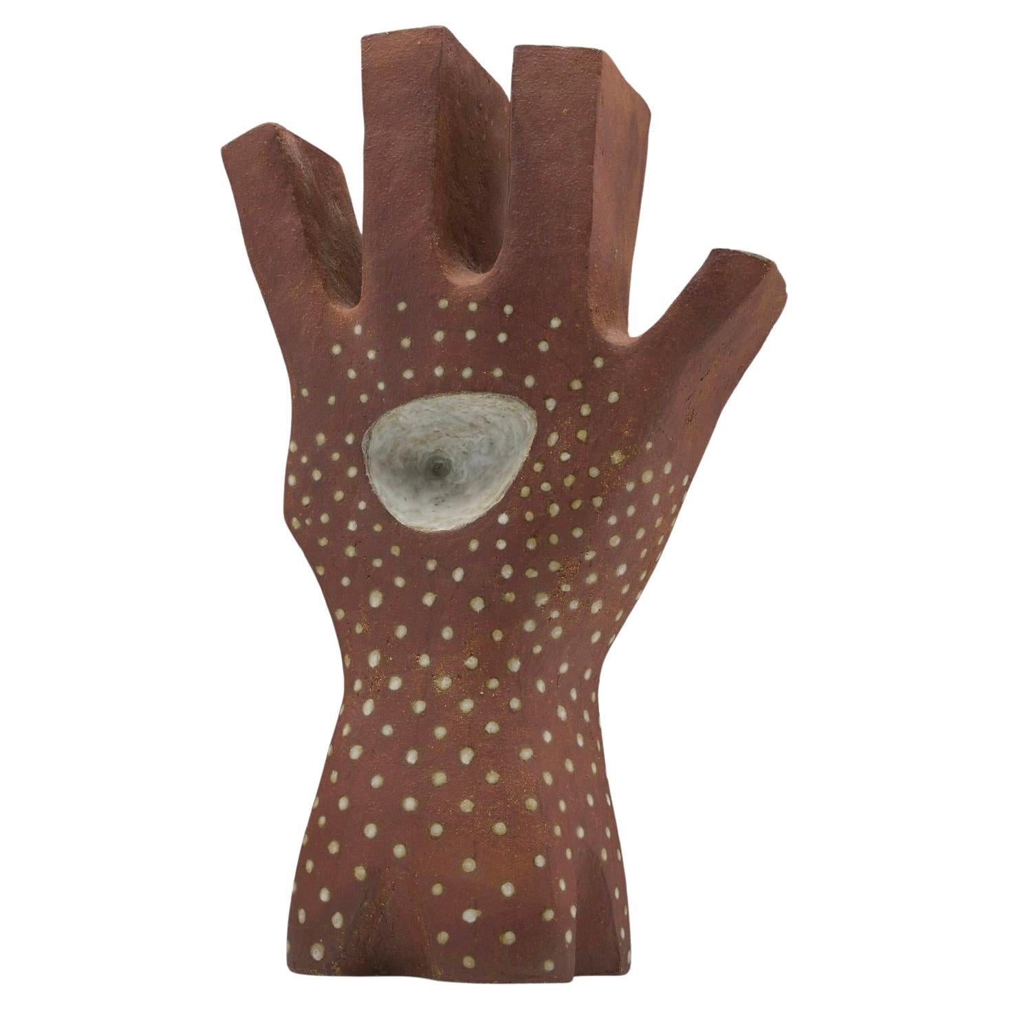 Scultura monumentale in ceramica surrealista "Occhio in mano" di Leza McVey, 1977 in vendita