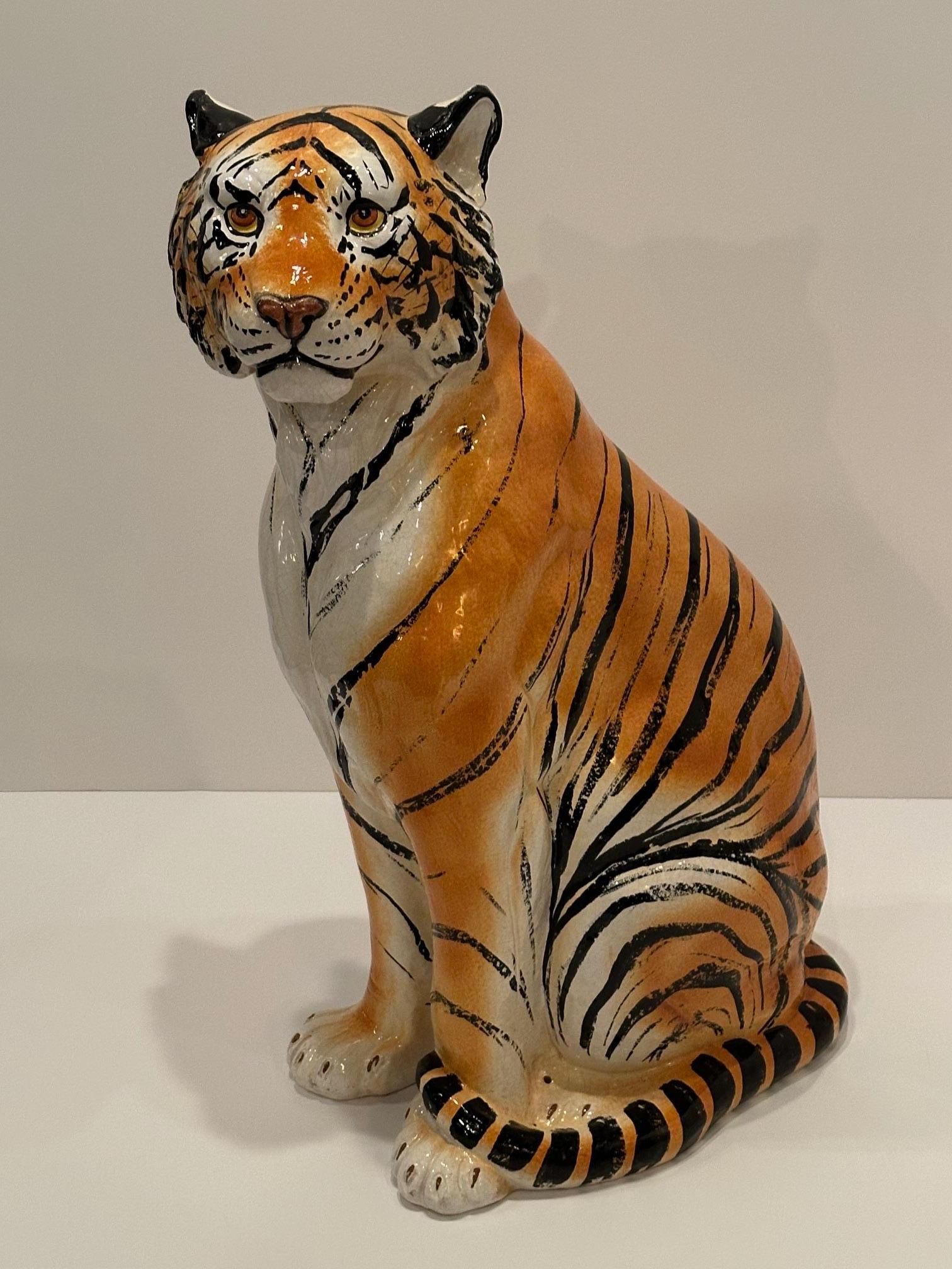 Monumentale scultura di tigre in ceramica smaltata italiana a grandezza naturale 3