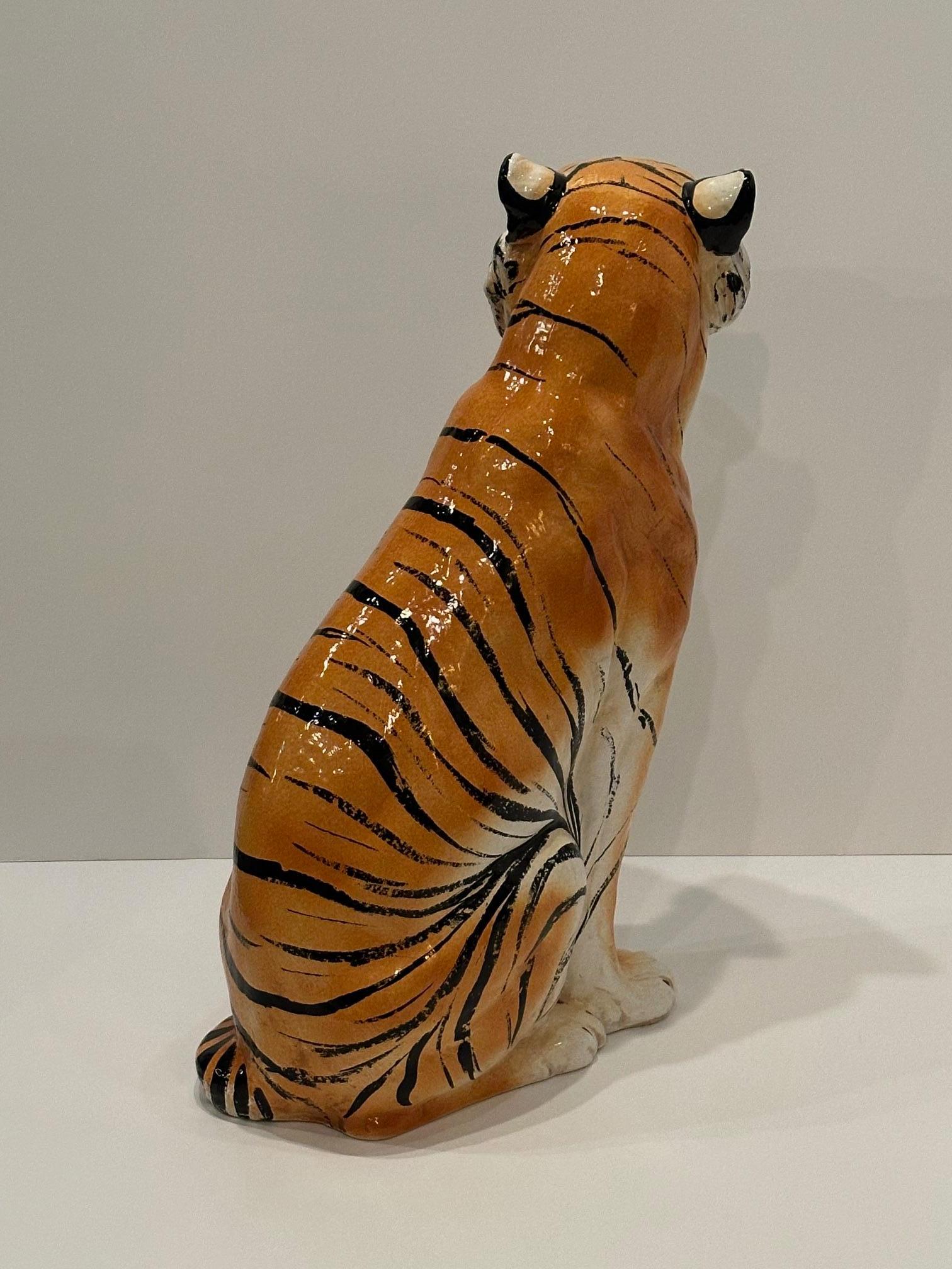 Monumentale scultura di tigre in ceramica smaltata italiana a grandezza naturale In condizioni buone a Hopewell, NJ