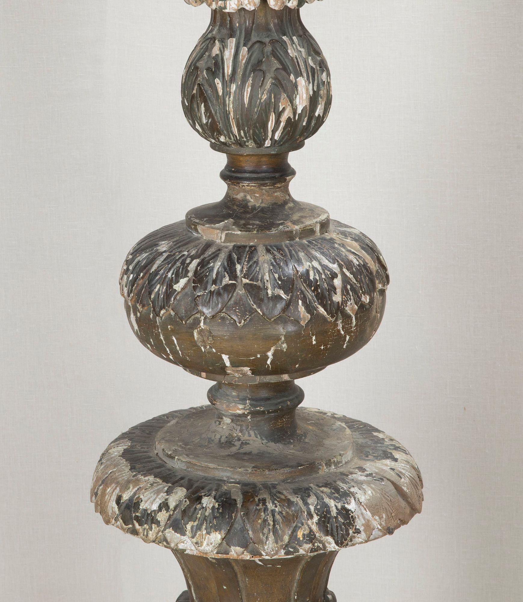 Monumentale Louis XIV Altarstäbchen im Angebot 4