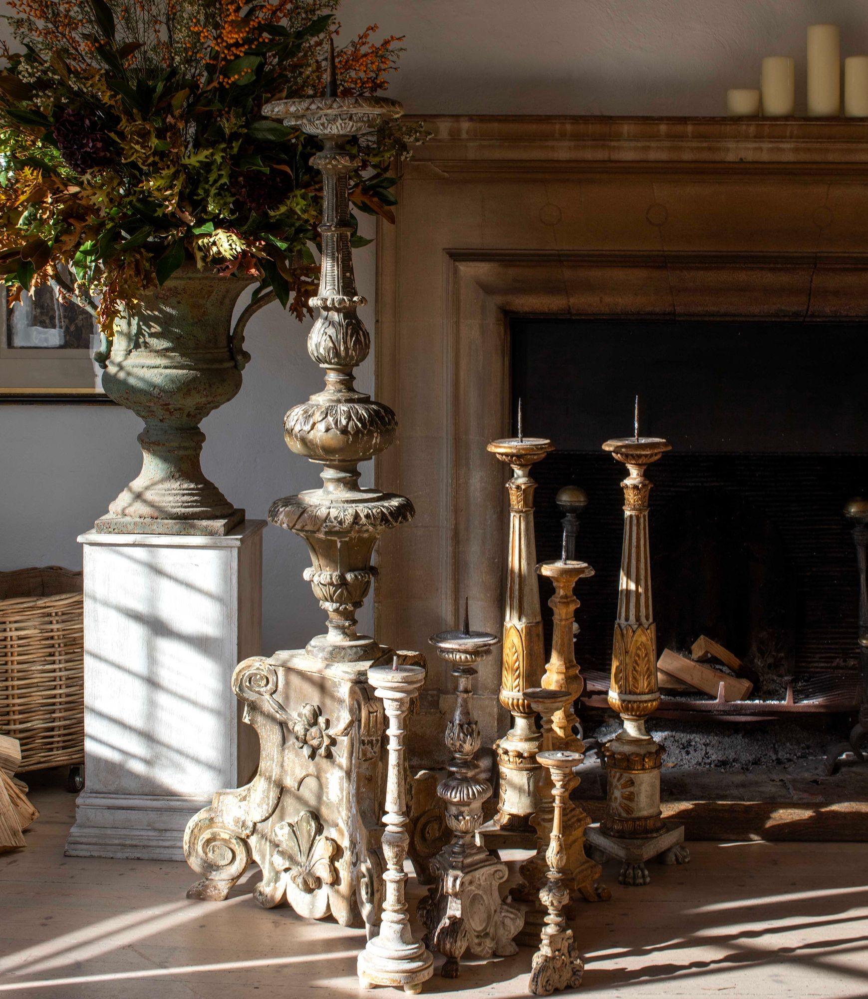 Monumentale Louis XIV Altarstäbchen (Französisch) im Angebot