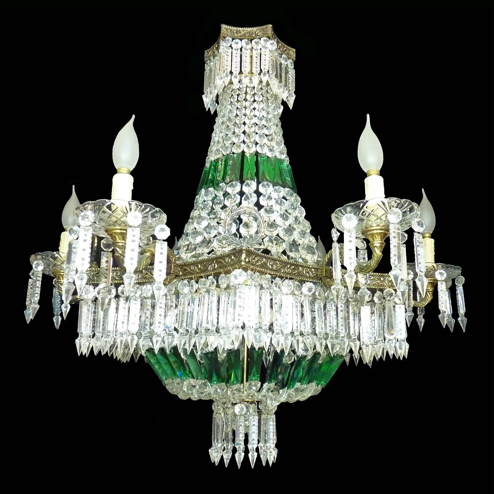 Stunning monumental French Regency Empire emerald green cut crystal beads and swags, basket shaped and bronze chandelier with 15 light
Measures:
Diameter 32 in / 81 cm
Height 52 in (36 in+ 16 in/chain) / 130 cm (90 cm + 40 cm/chain)
Weight 46 lb/ 21