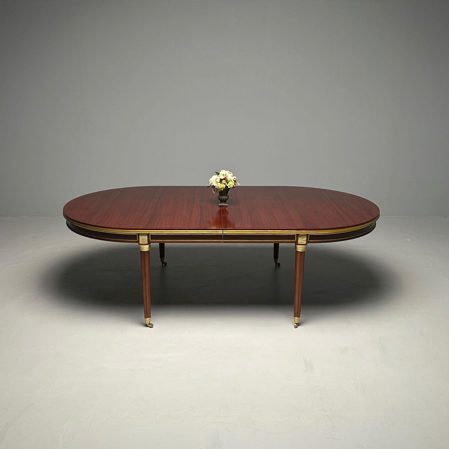 Bronze Monumentale table de salle à manger Louis XVI de style Hollywood Regency, 15 pieds, montée sur bronze en vente