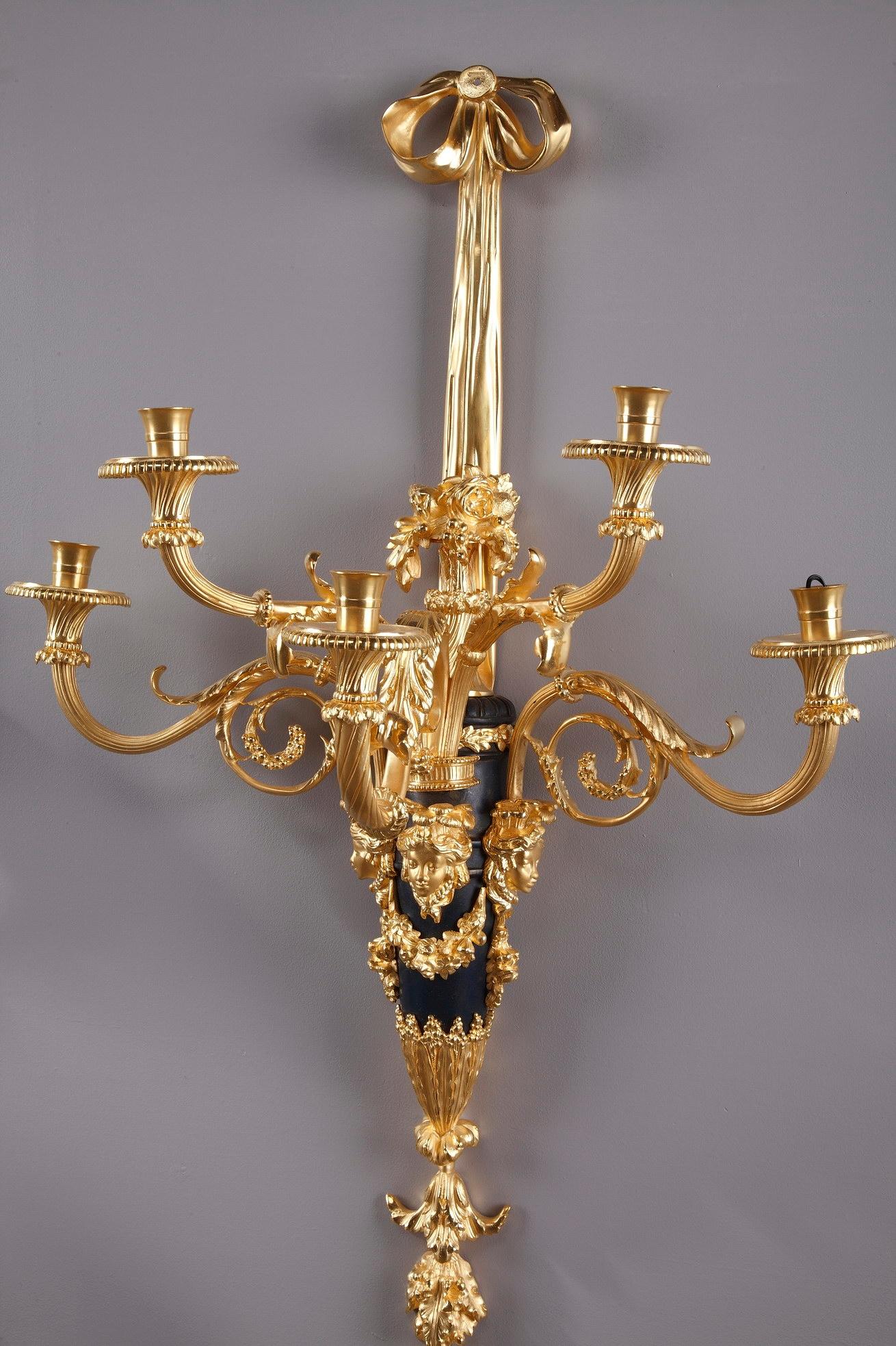 Monumental Louis XVI Style Wall Sconces after Thomire In Good Condition For Sale In Paris, FR