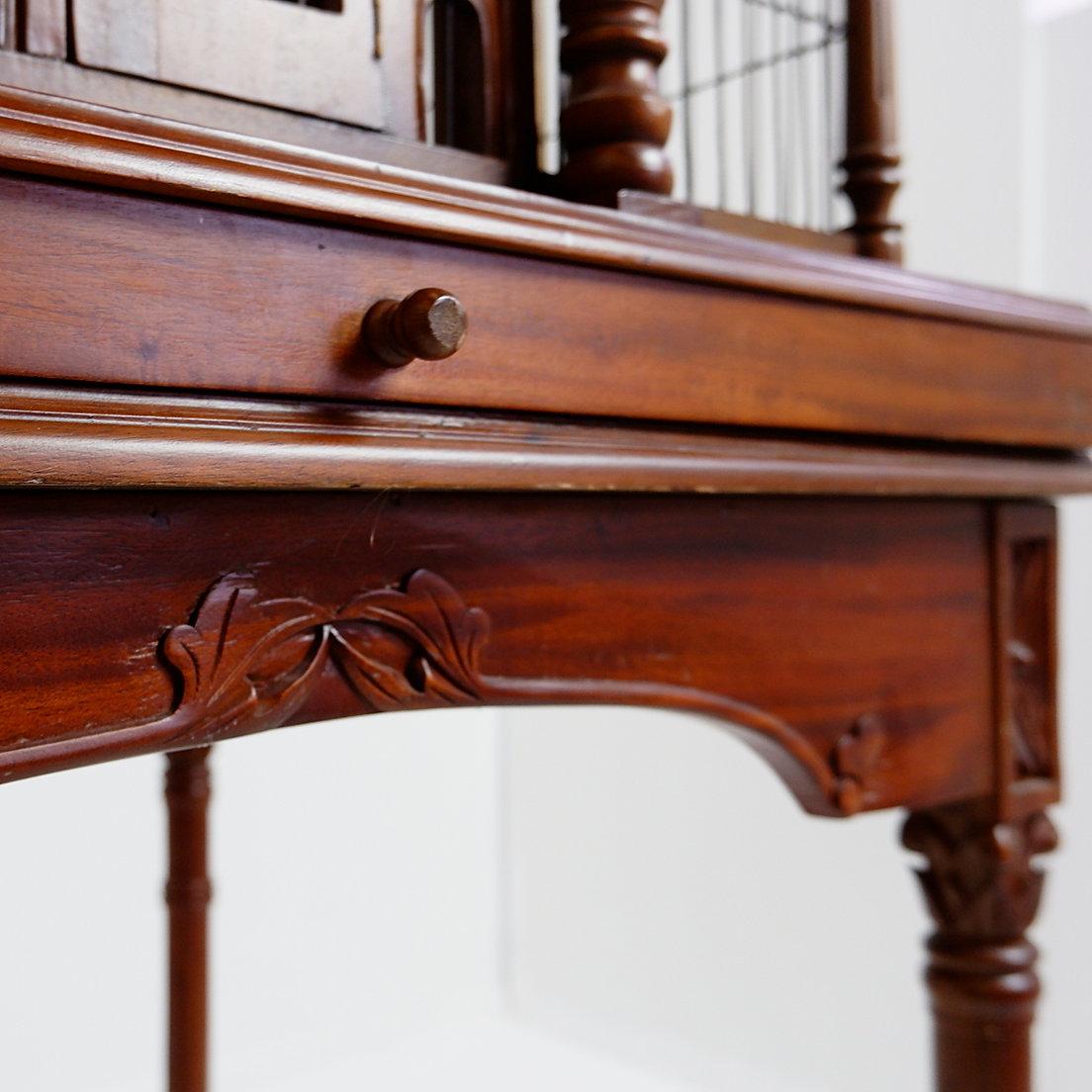 Monumental Mahogany Sacre Coeur Cathedral Bird Cage on Stand, 20th Century In Good Condition For Sale In Linkebeek, BE