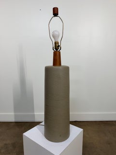 Monumental Marshall Studios Martz Signed Ceramic Table Lamp with Walnut Finial
