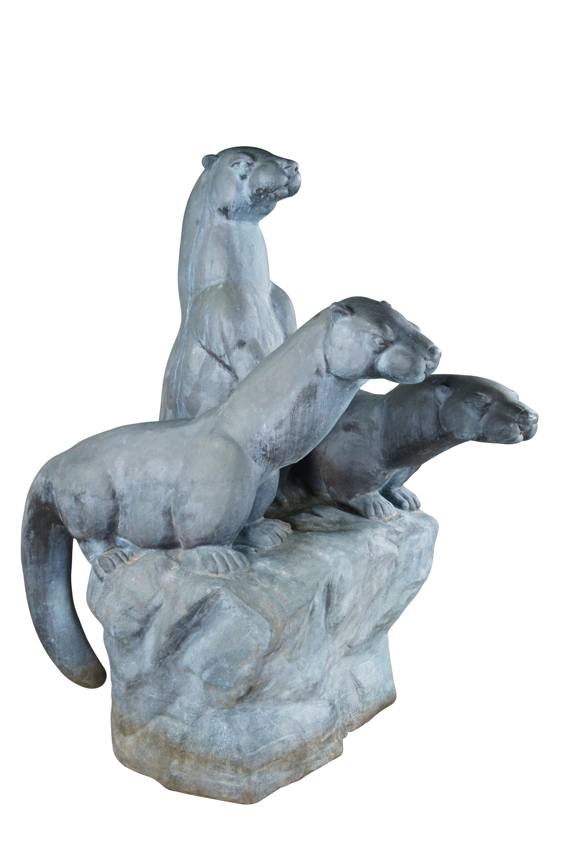 Monumental Max Turner Patinated Bronze Life Size Otter Fountain Statue Sculpture In Good Condition For Sale In Dayton, OH